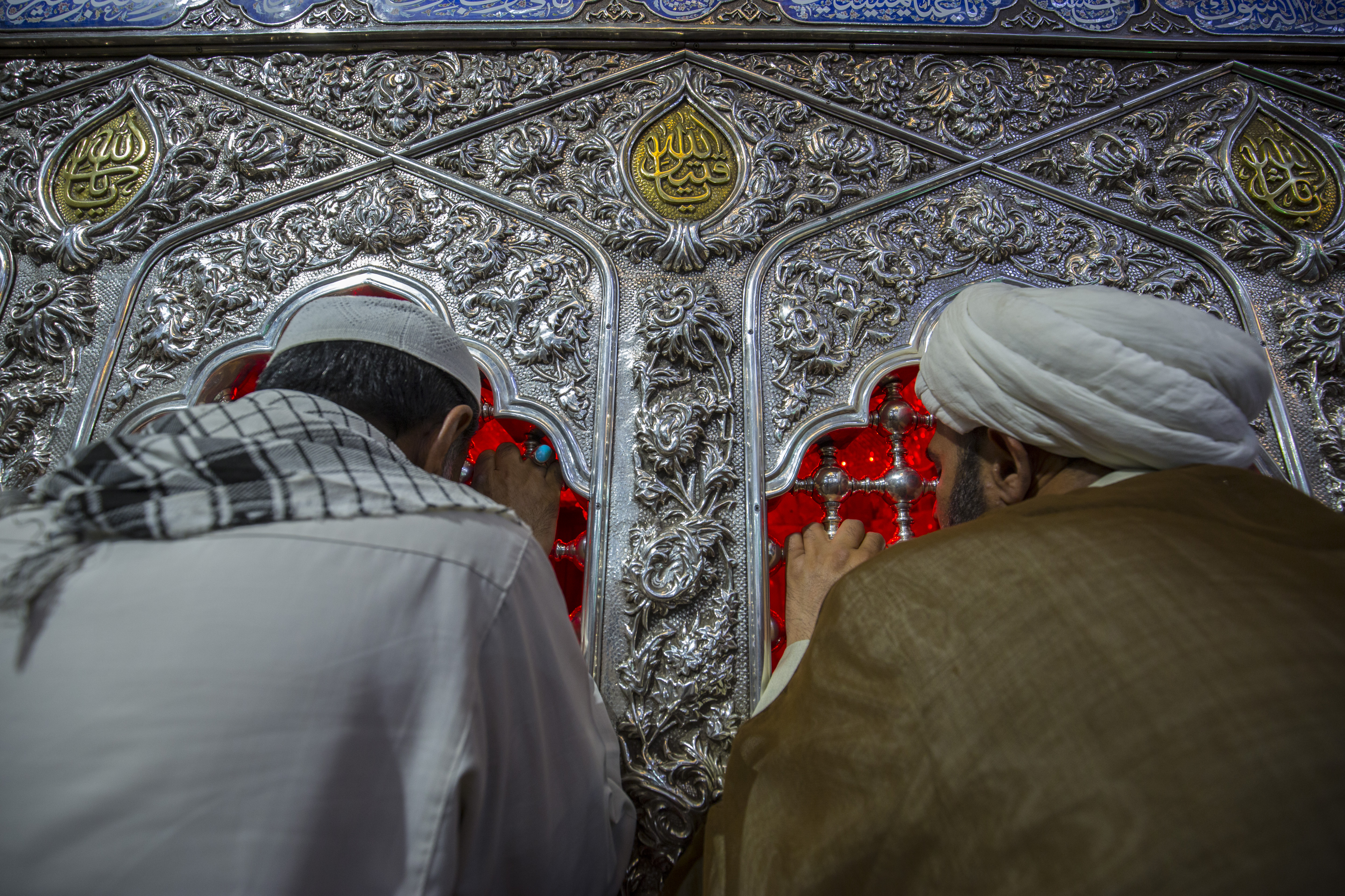 ضريح الإمام الحسين (عليه السلام)