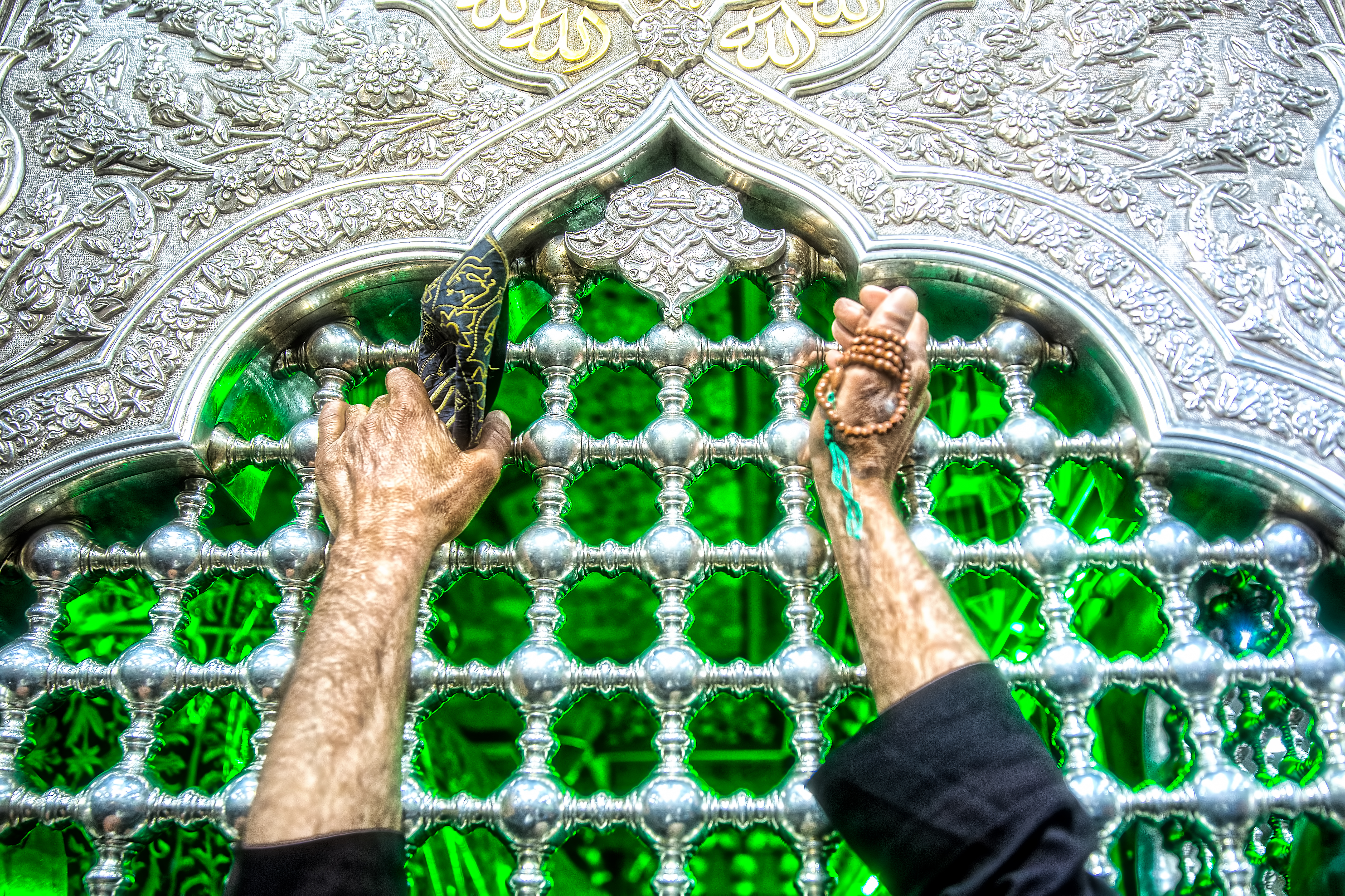 ضريح الإمام الحسين (عليه السلام)