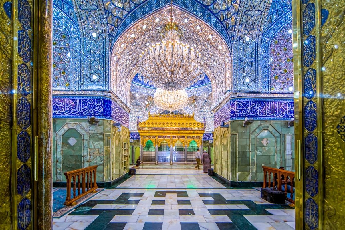 ضريح الامام العباس (عليه السلام)