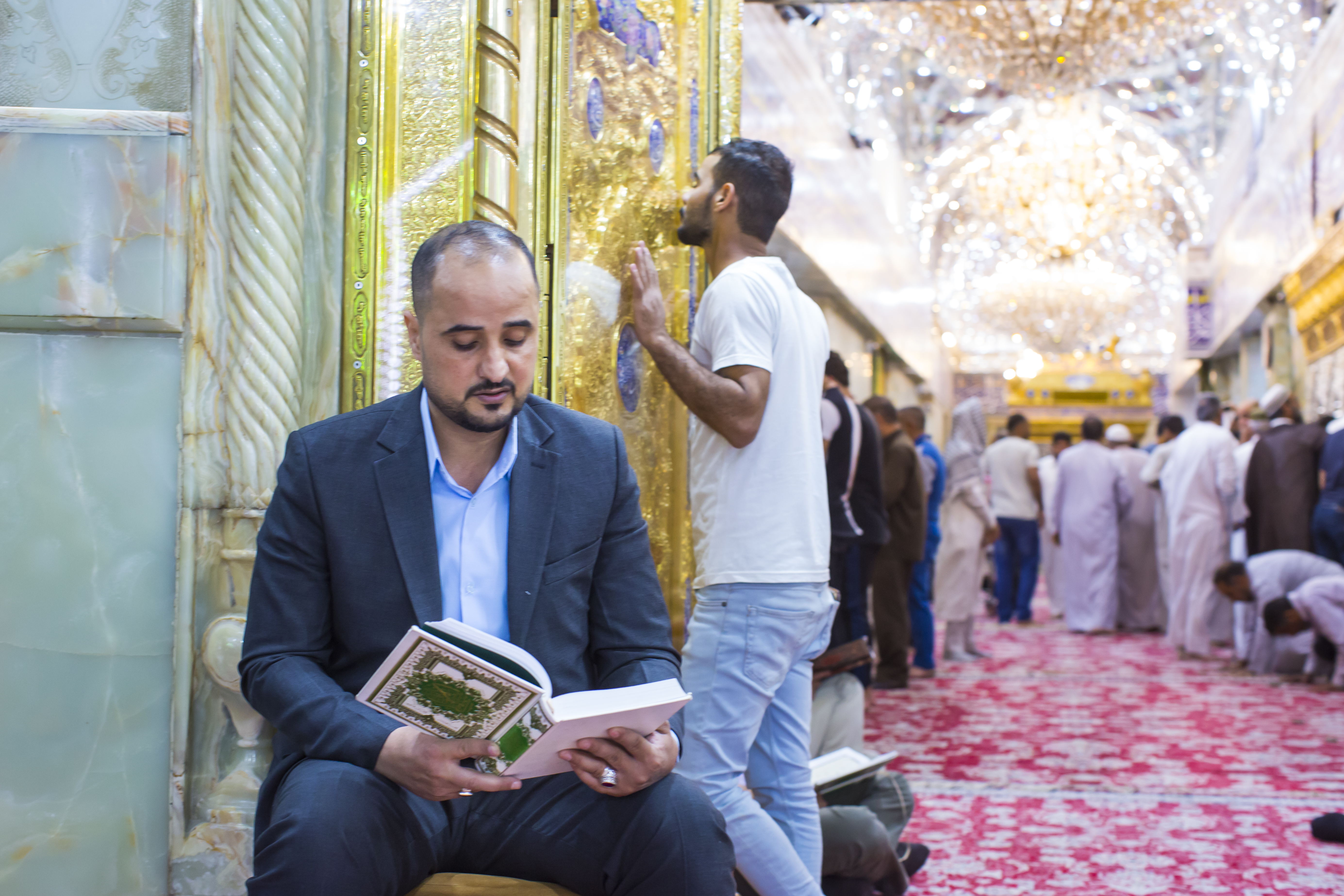 تلاوة القرآن الكريم