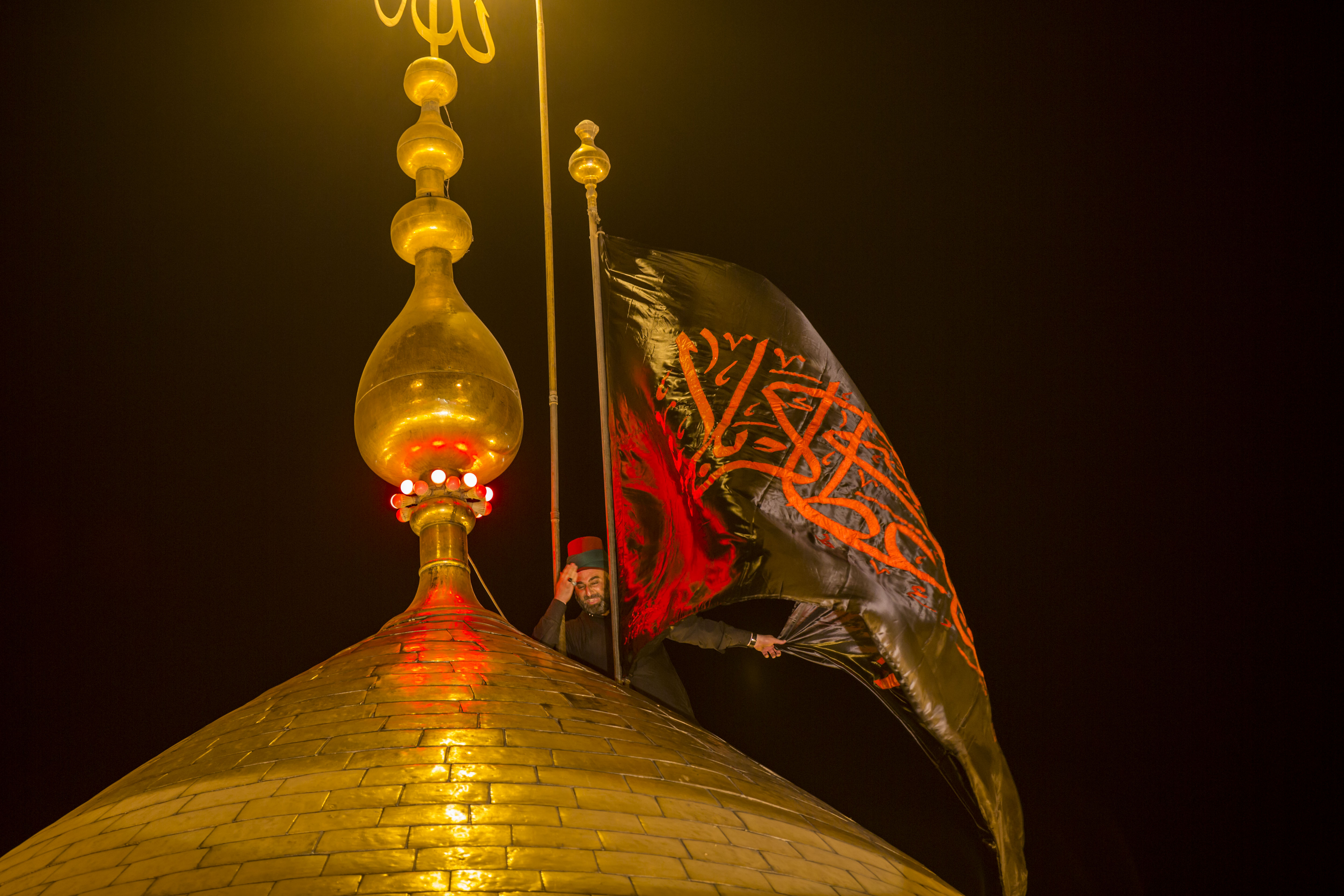 راية ابي الفضل العباس ( عليه السلام)