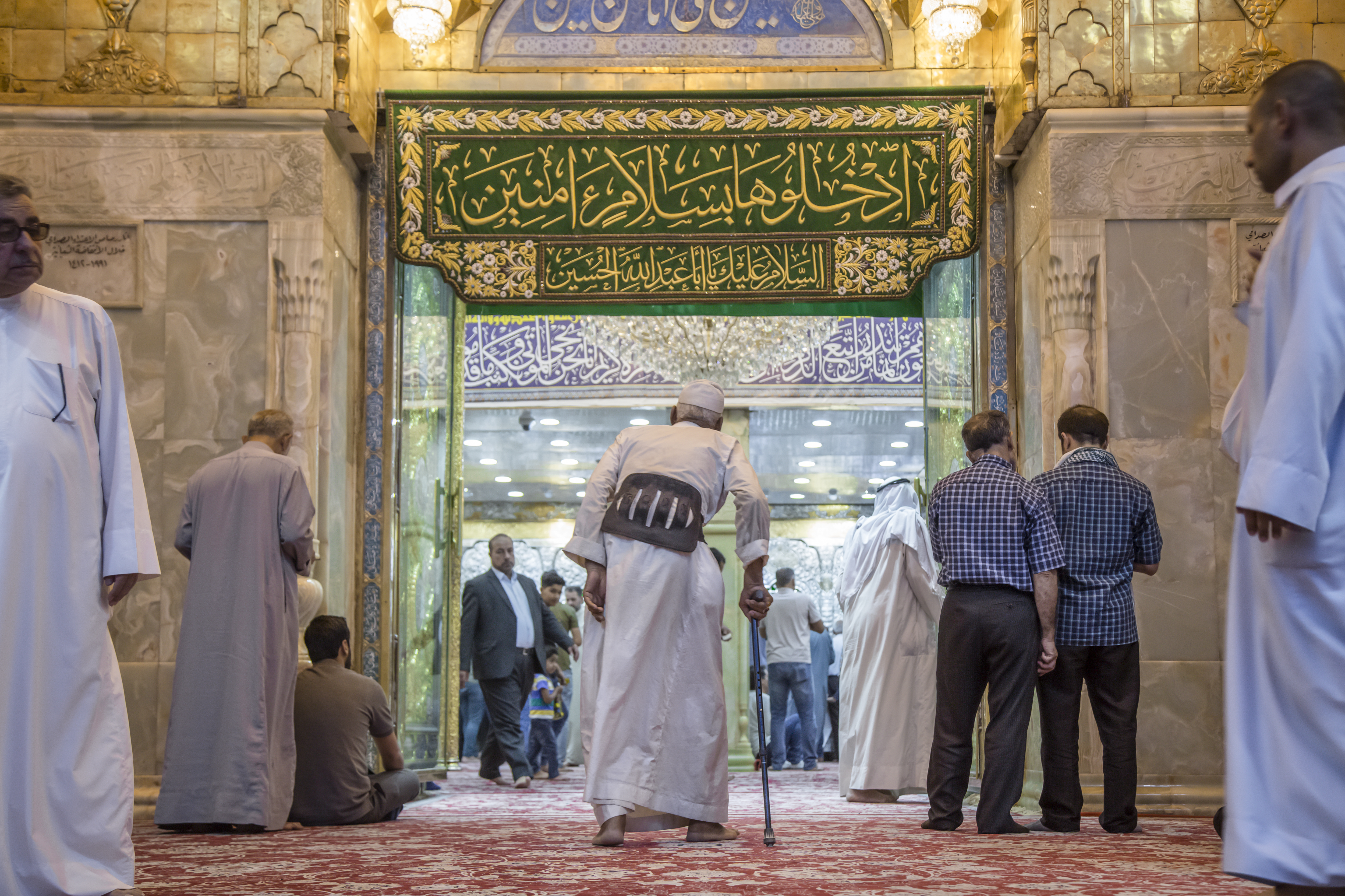 ضريح الإمام الحسين (عليه السلام)