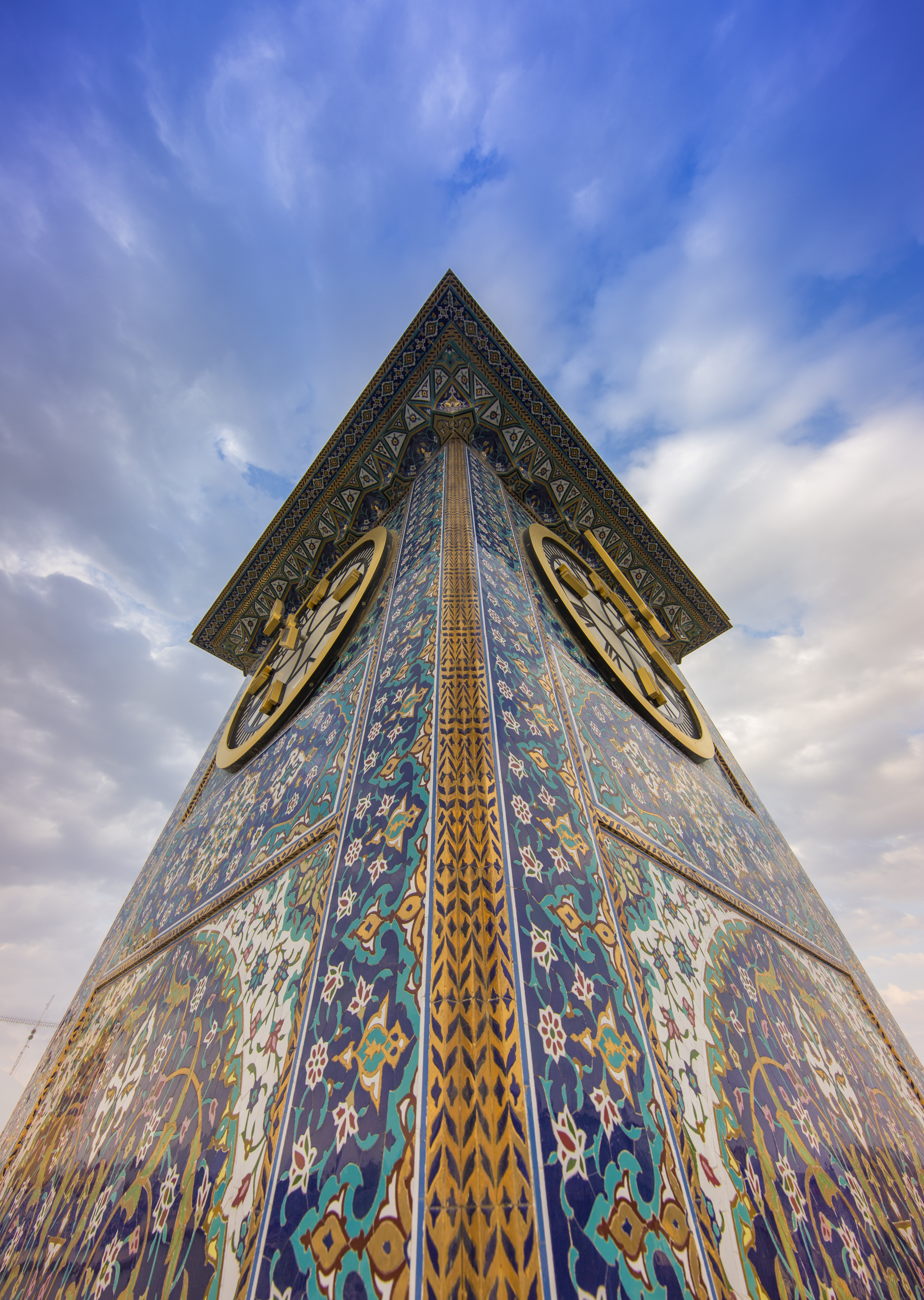 ساعة حرم الإمام الحسين (عليه السلام)
