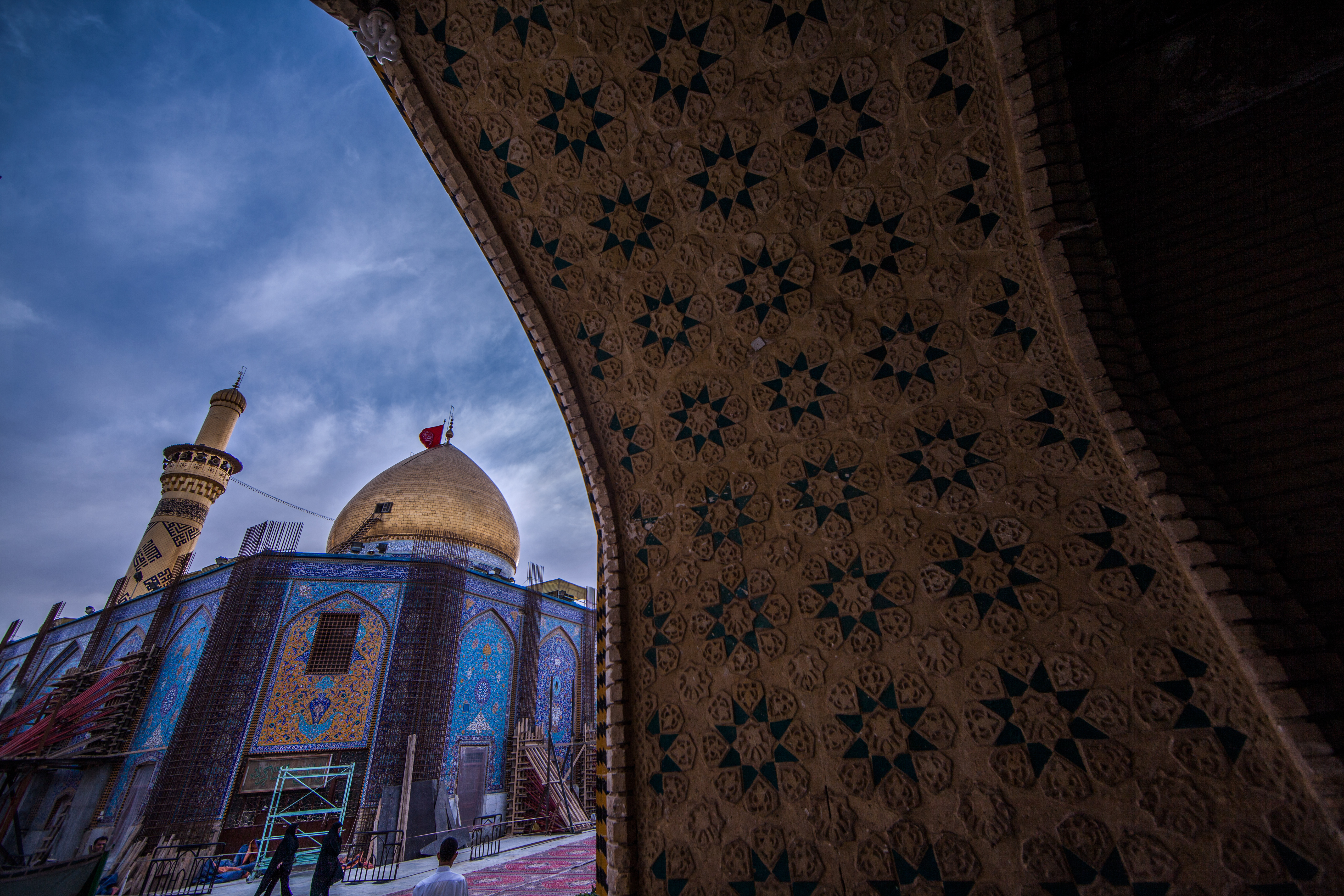 مرقد الامام العباس (عليه السلام))