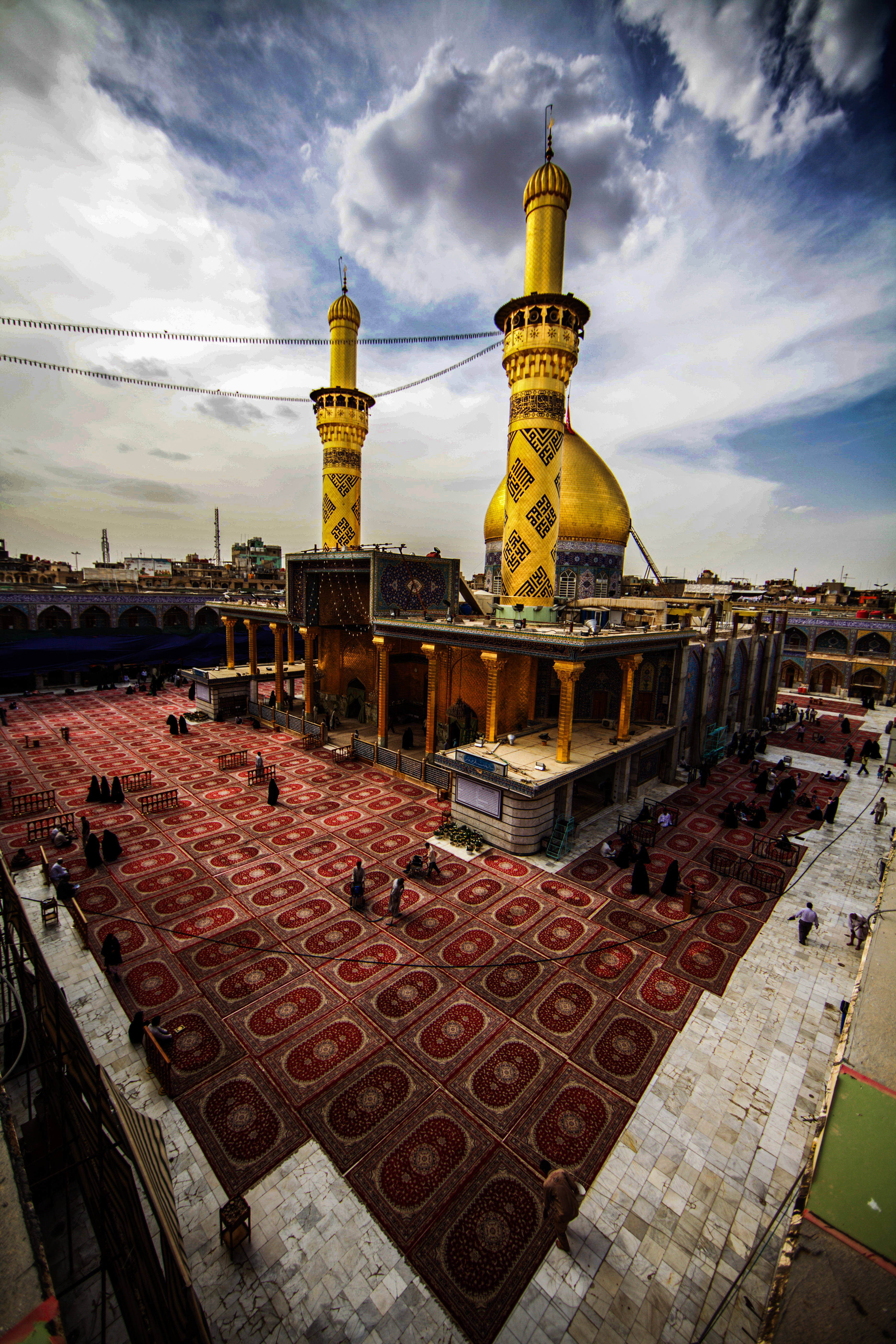 مرقد الامام العباس (عليه السلام))