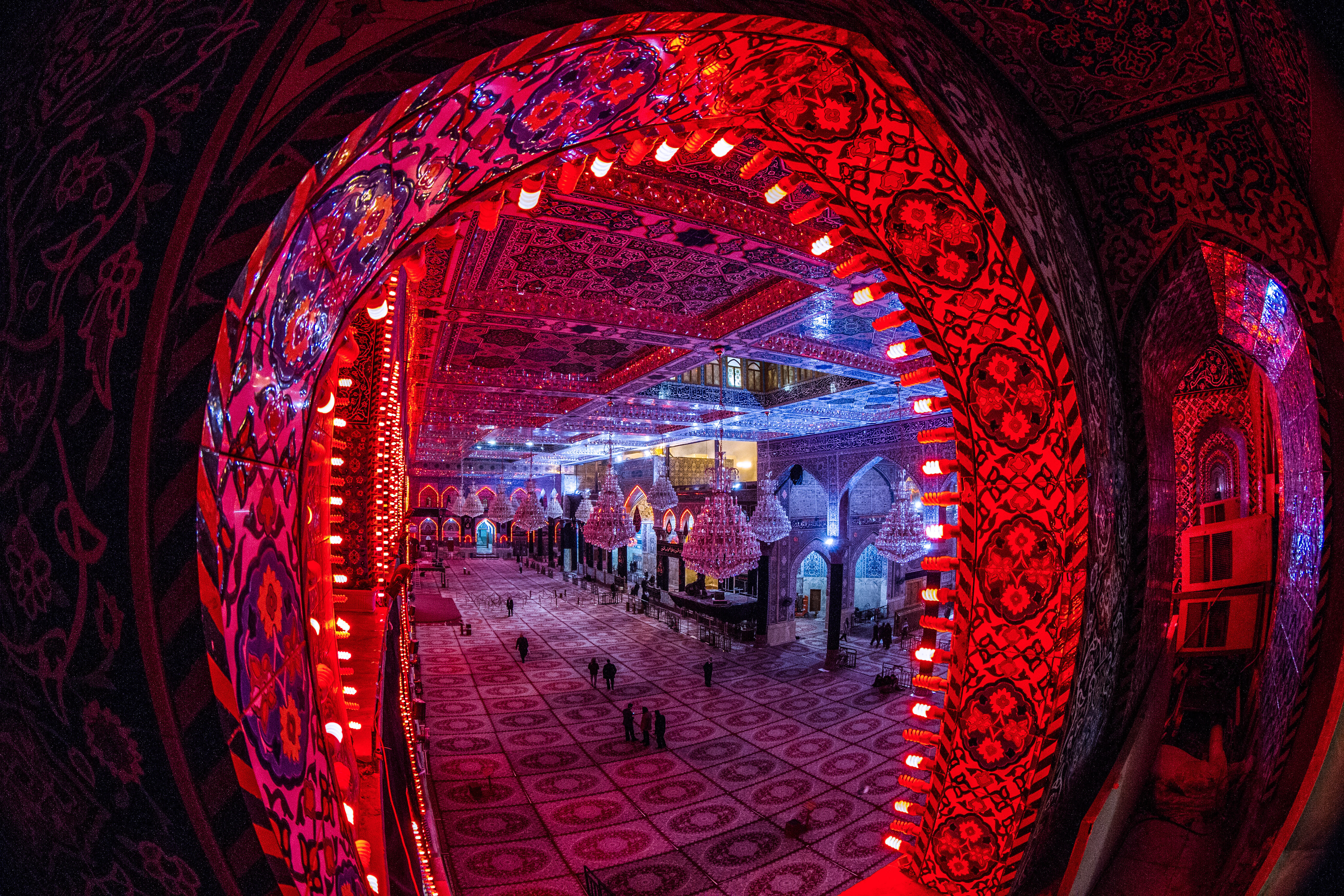 مرقد الامام الحسين (عليه السلام))