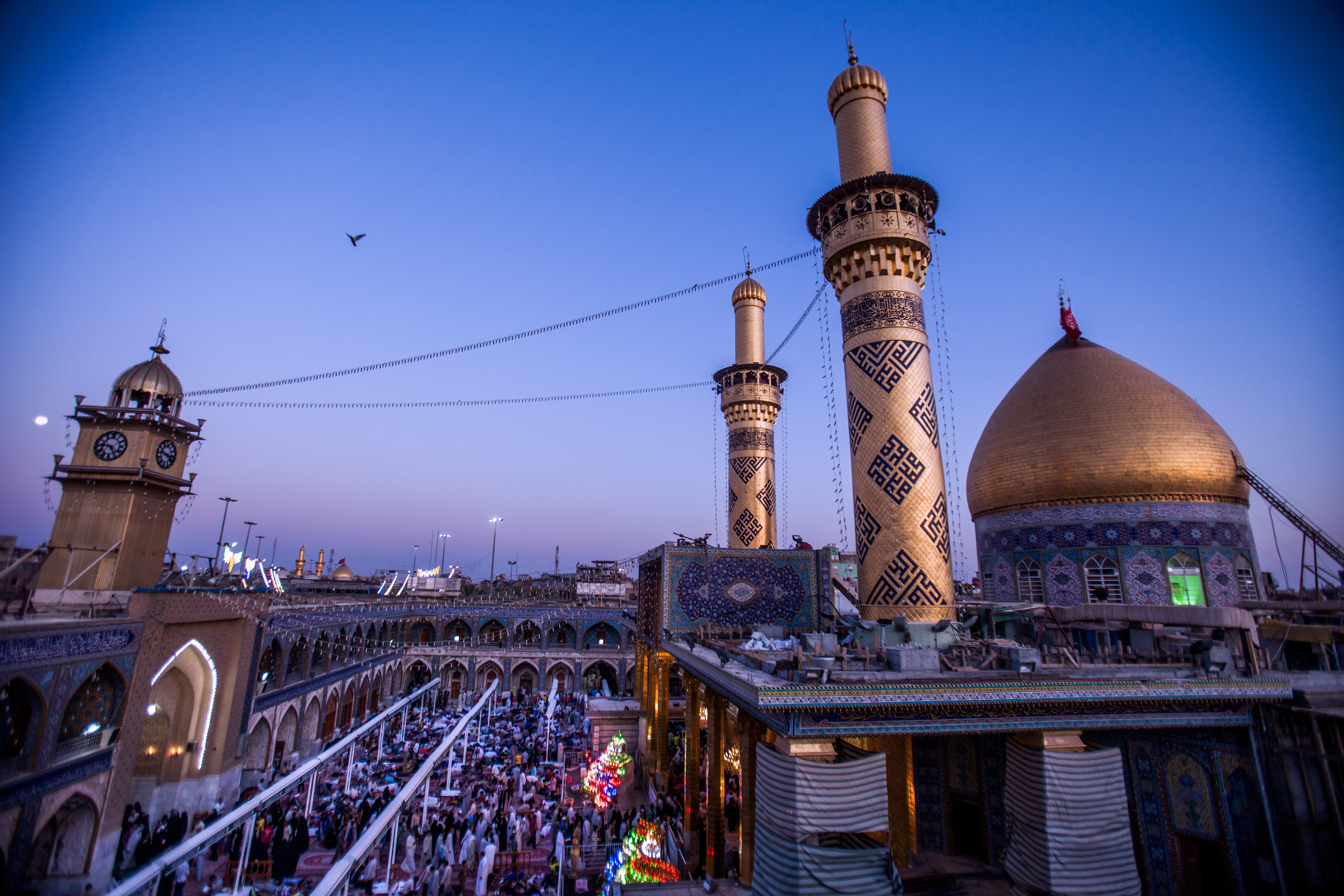 مرقد الامام العباس (عليه السلام))