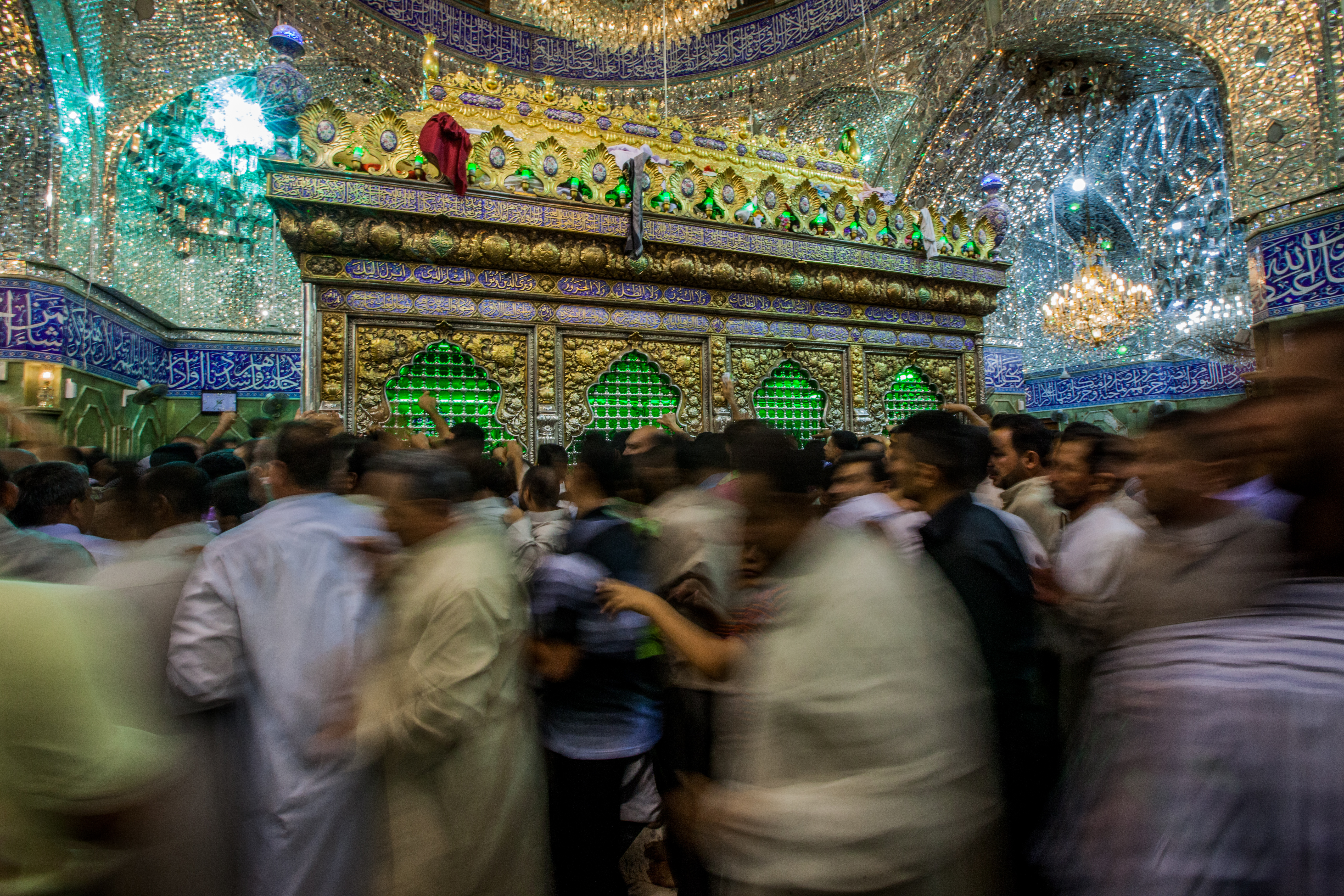 ضريح الامام العباس (عليه السلام)