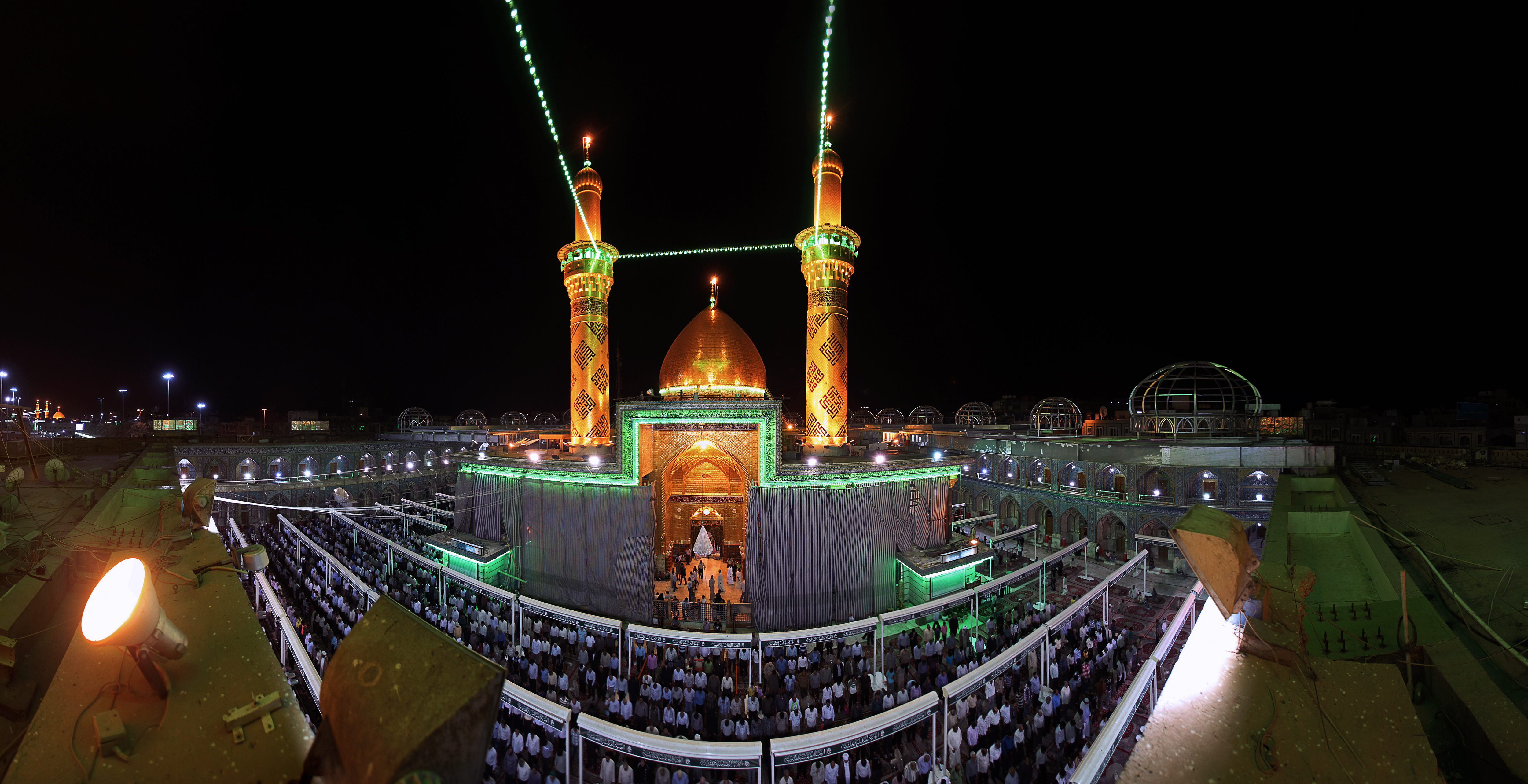 مرقد الامام العباس (عليه السلام))