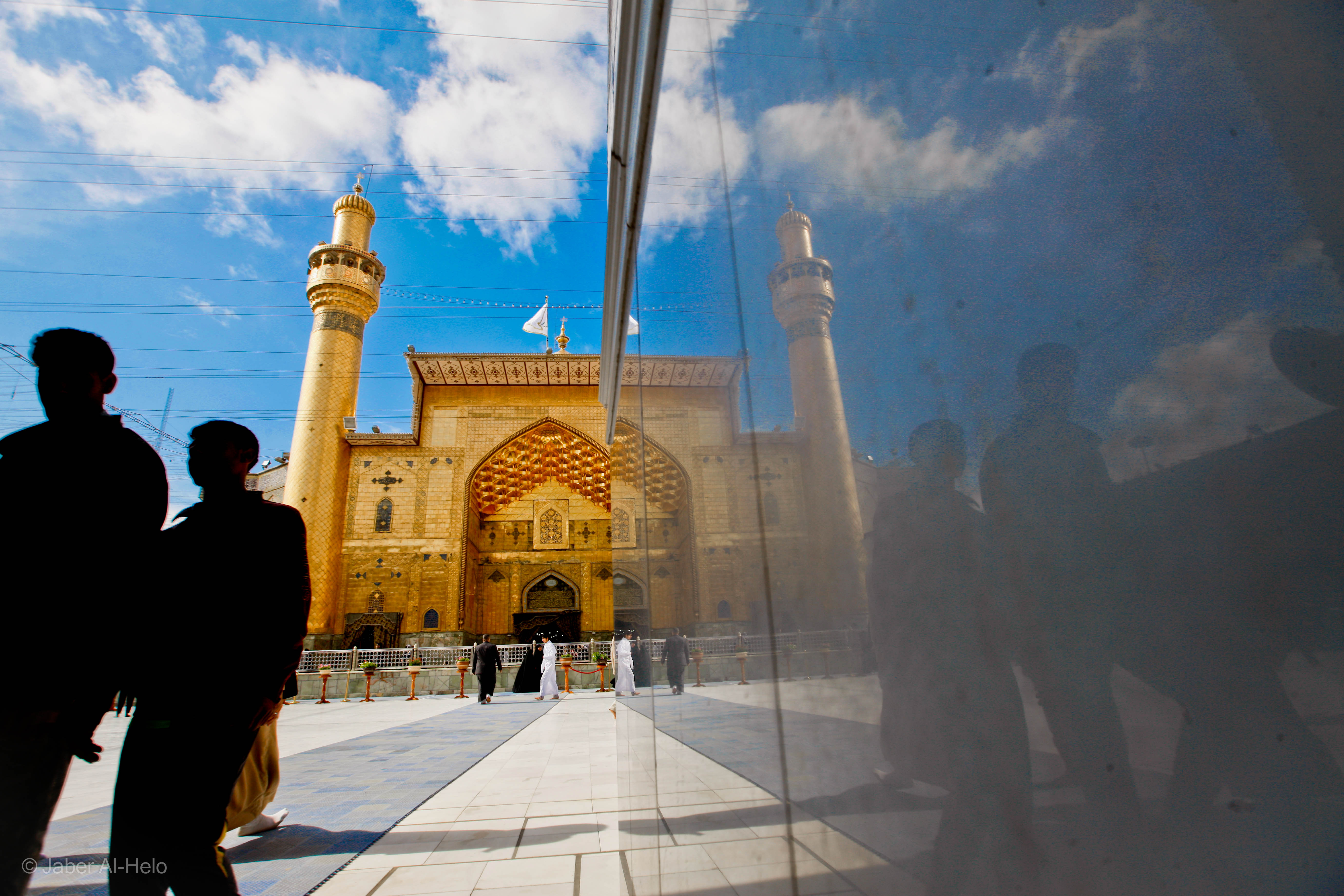 مرقد الامام علي (عليه السلام))