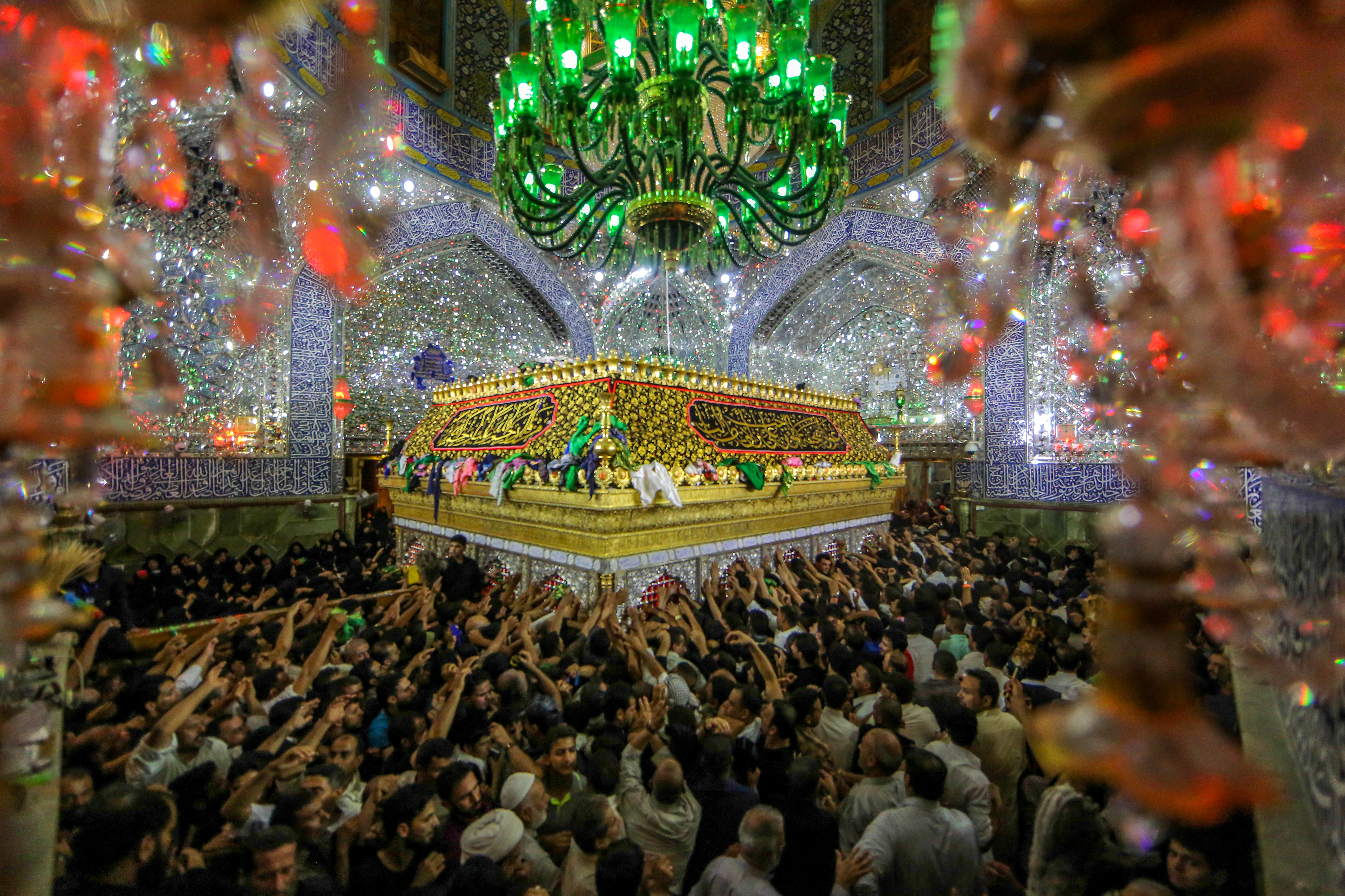 ضريح الامام علي (عليه السلام)