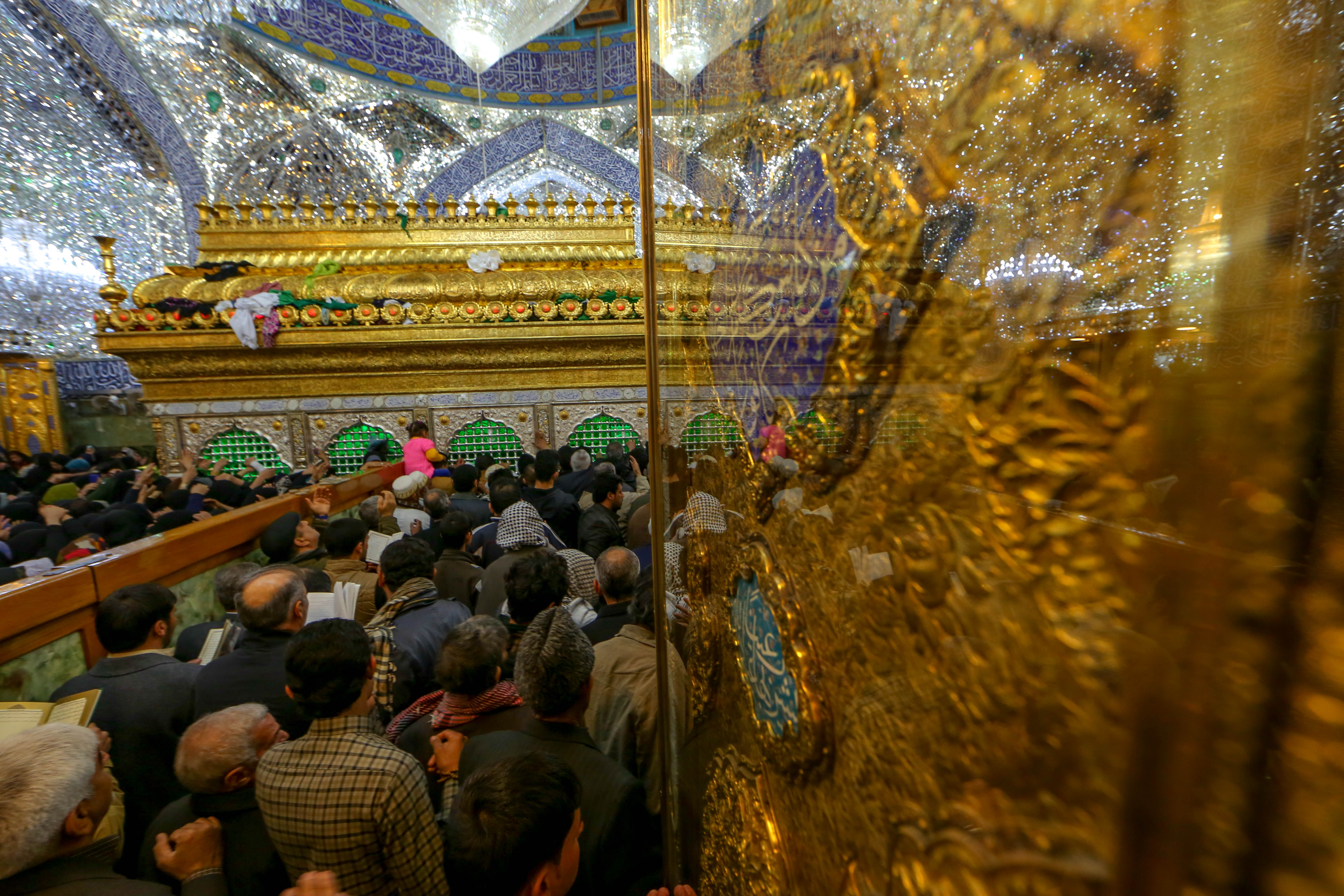 ضريح الامام علي (عليه السلام)