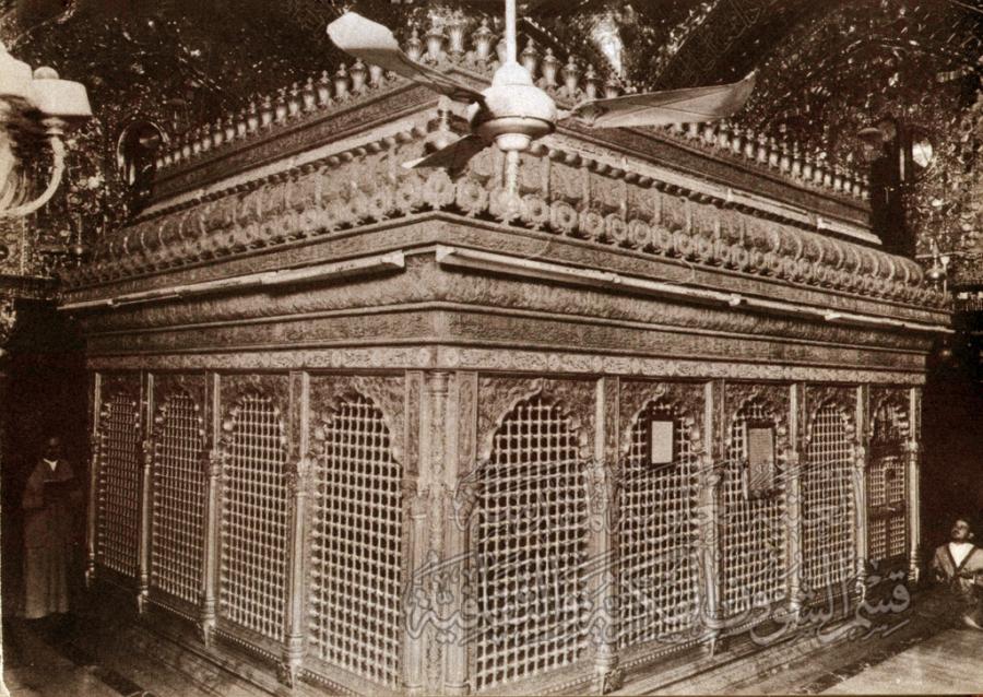 صور قديمه لمرقد الامام علي (عليه السلام )