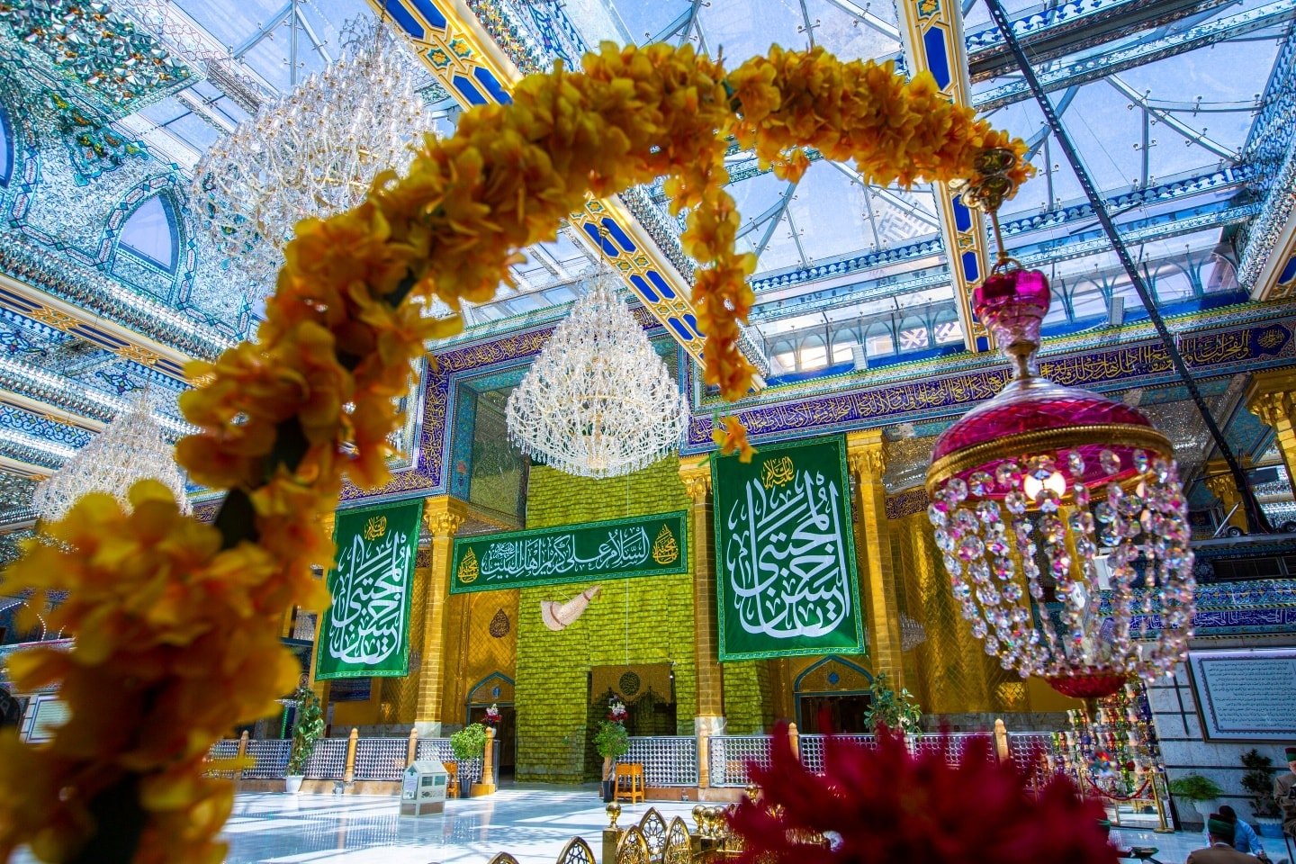 مرقد الامام العباس (عليه السلام))