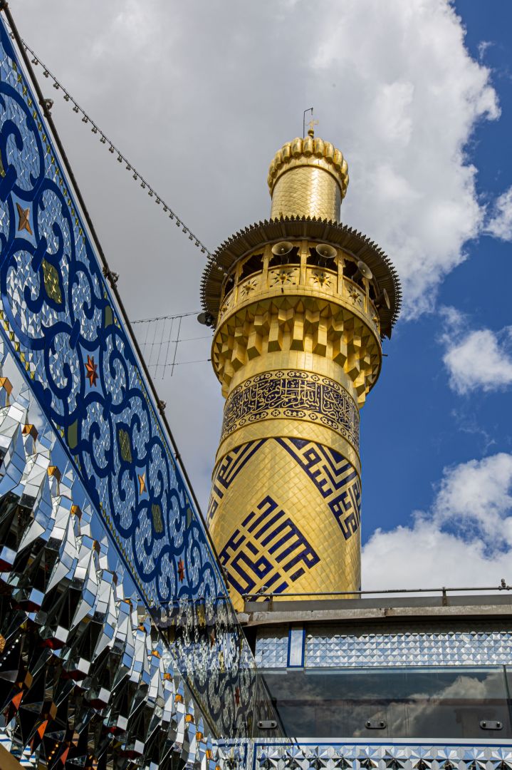 منائر  وقبة ابي الفضل العباس (عليه السلام)