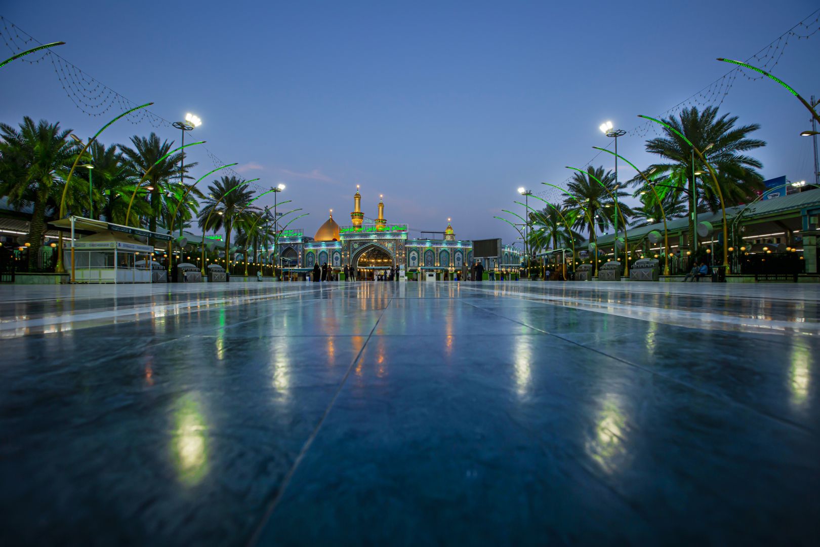 بين الحرمين الشريفين