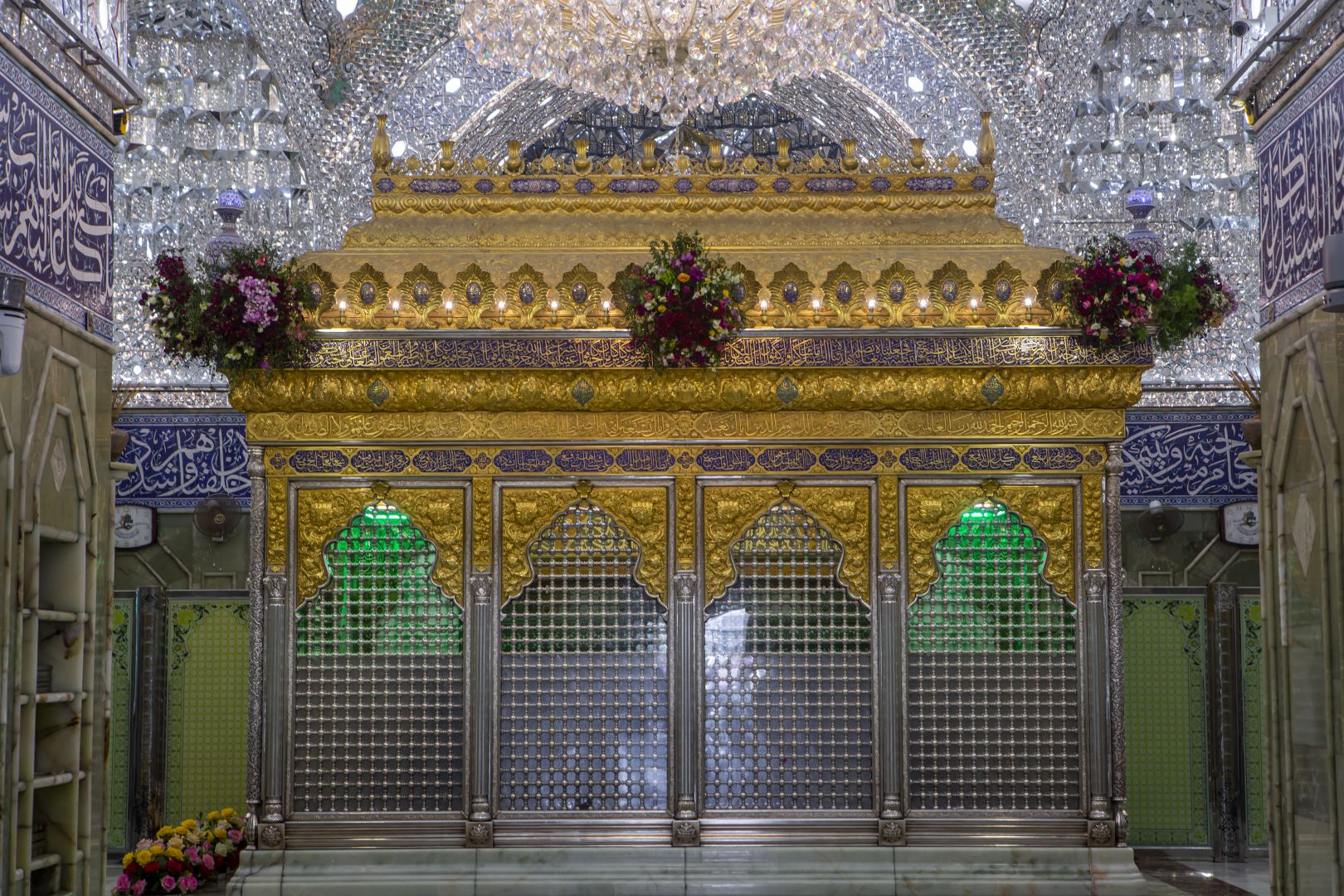 ضريح الامام ابا الفضل العباس (عليه السلام)