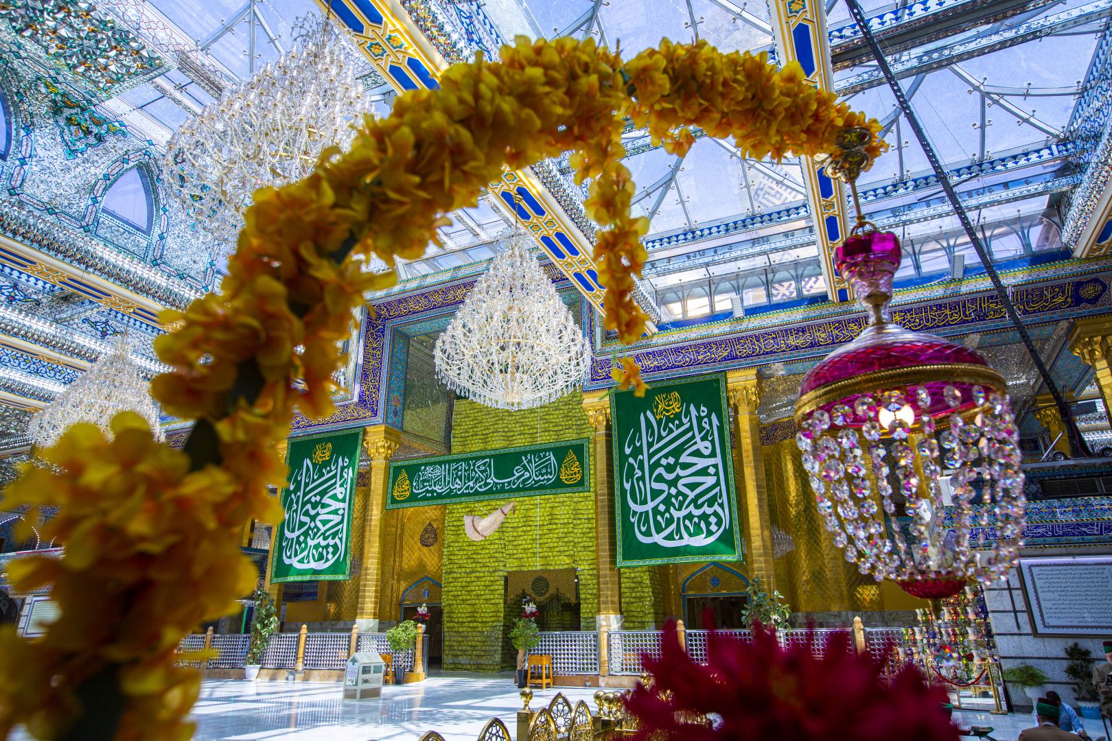 مرقد الامام العباس (عليه السلام))
