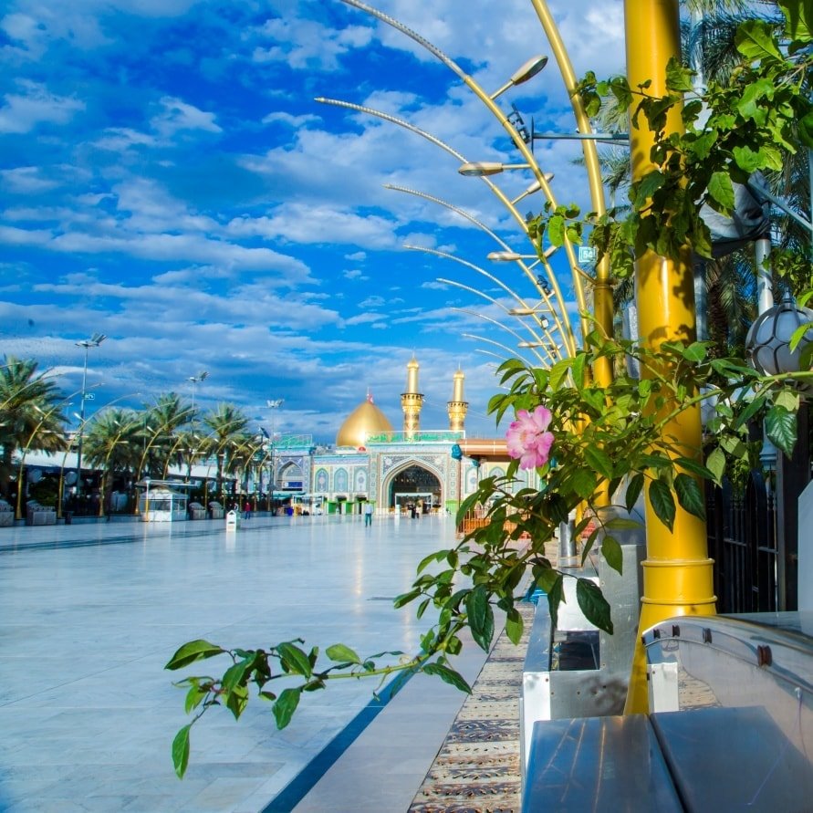 بين الحرمين الشريفين