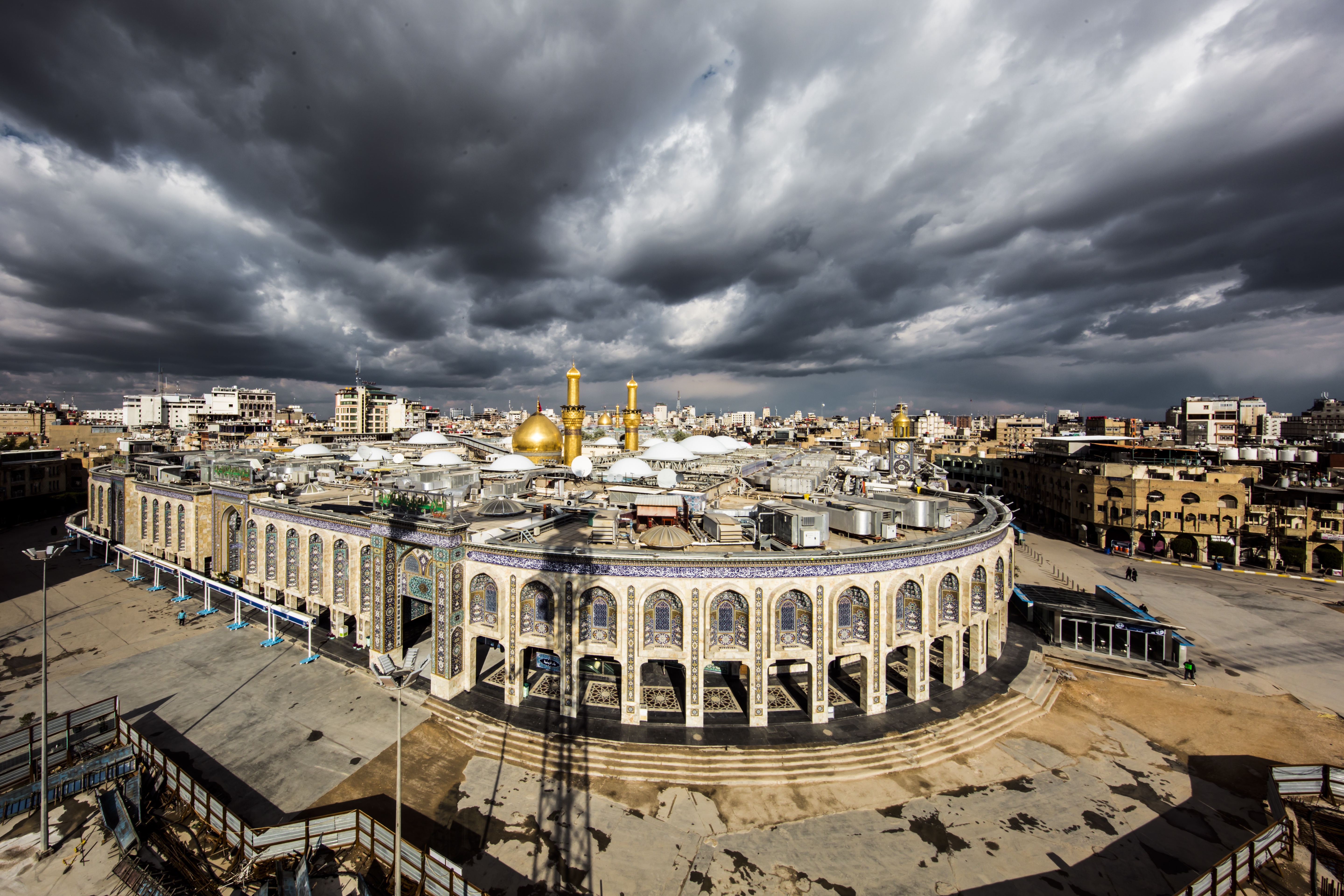 مرقد الامام الحسين (عليه السلام))