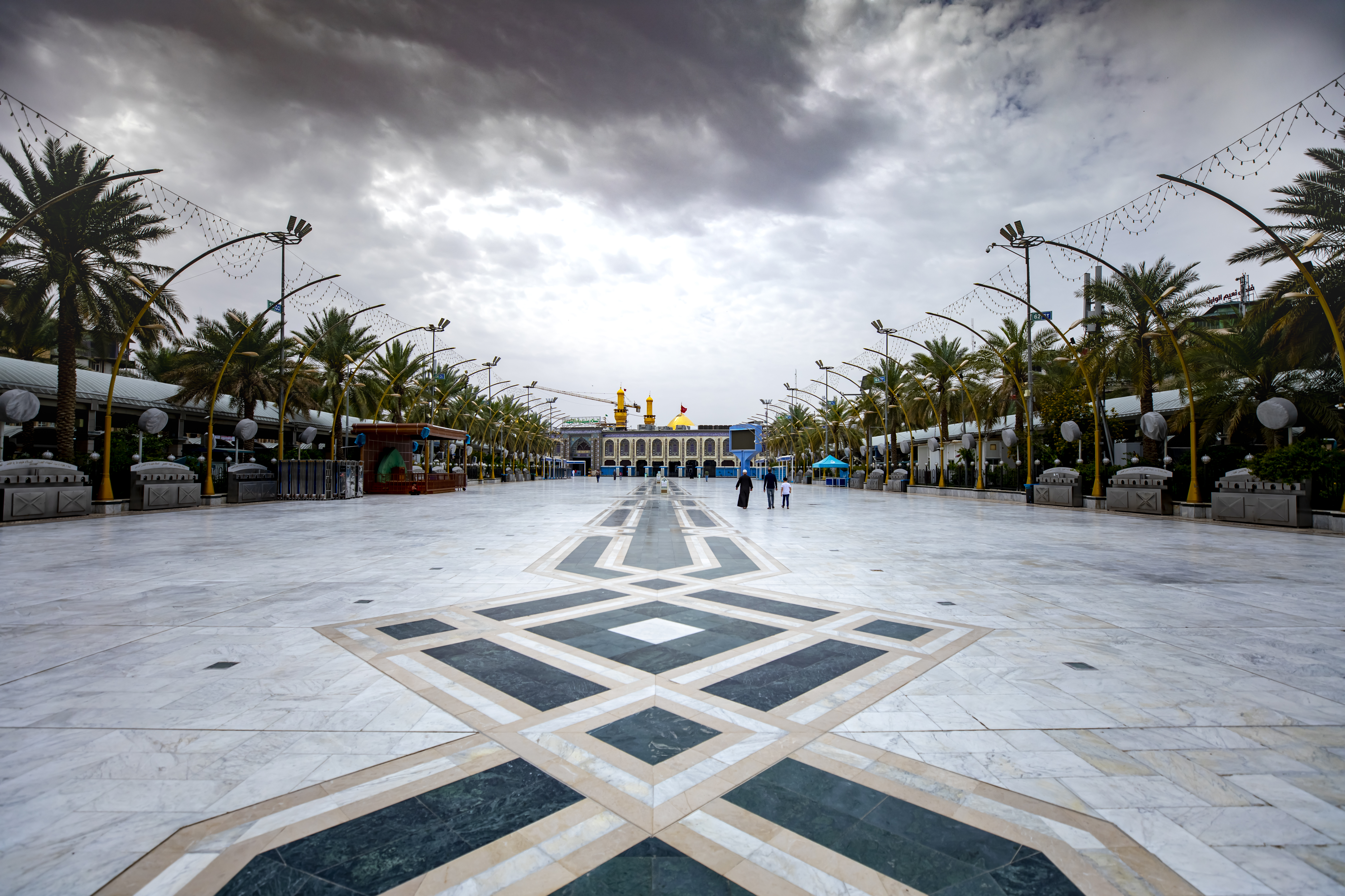بين الحرمين الشريفين