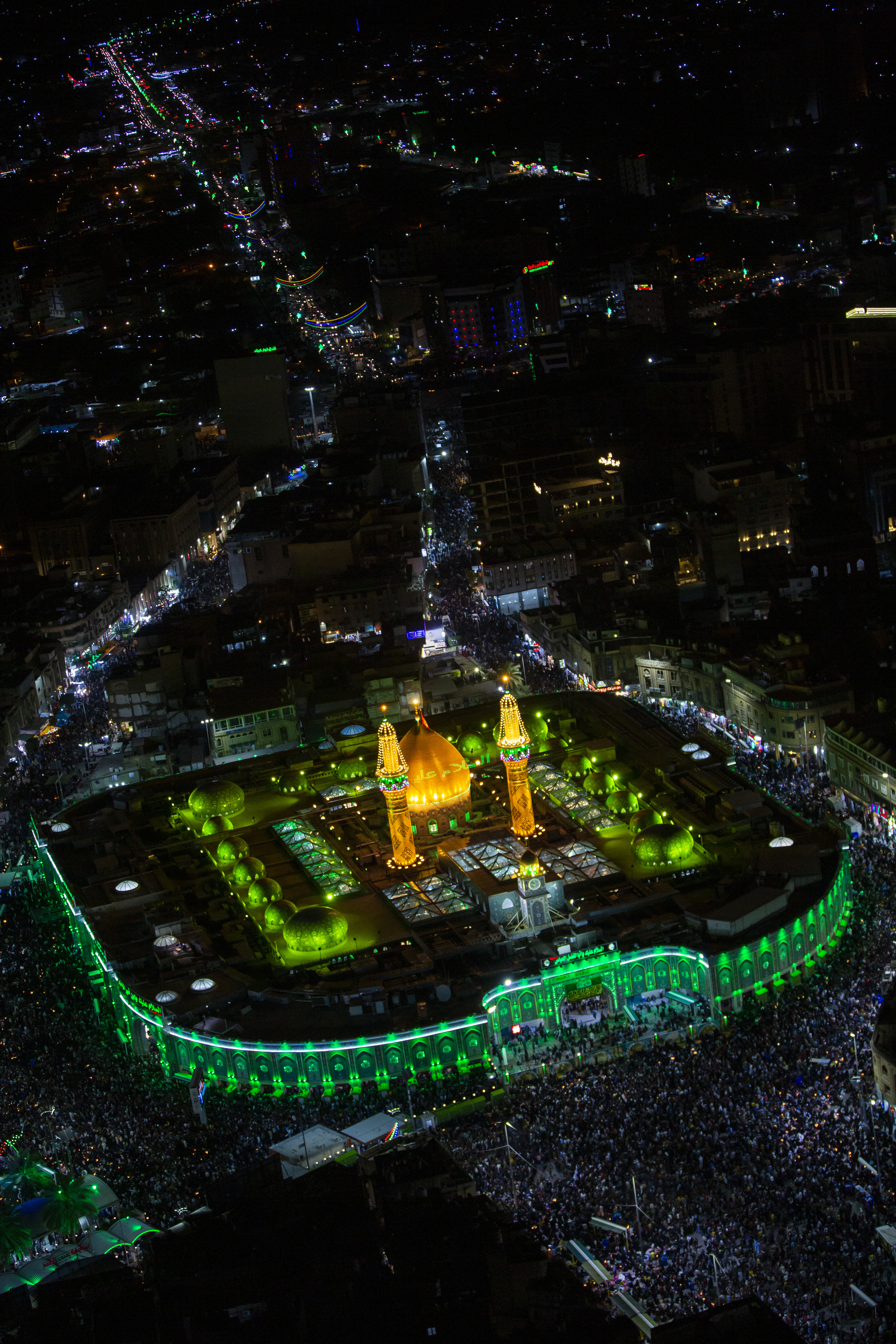 مرقد الامام العباس (عليه السلام))