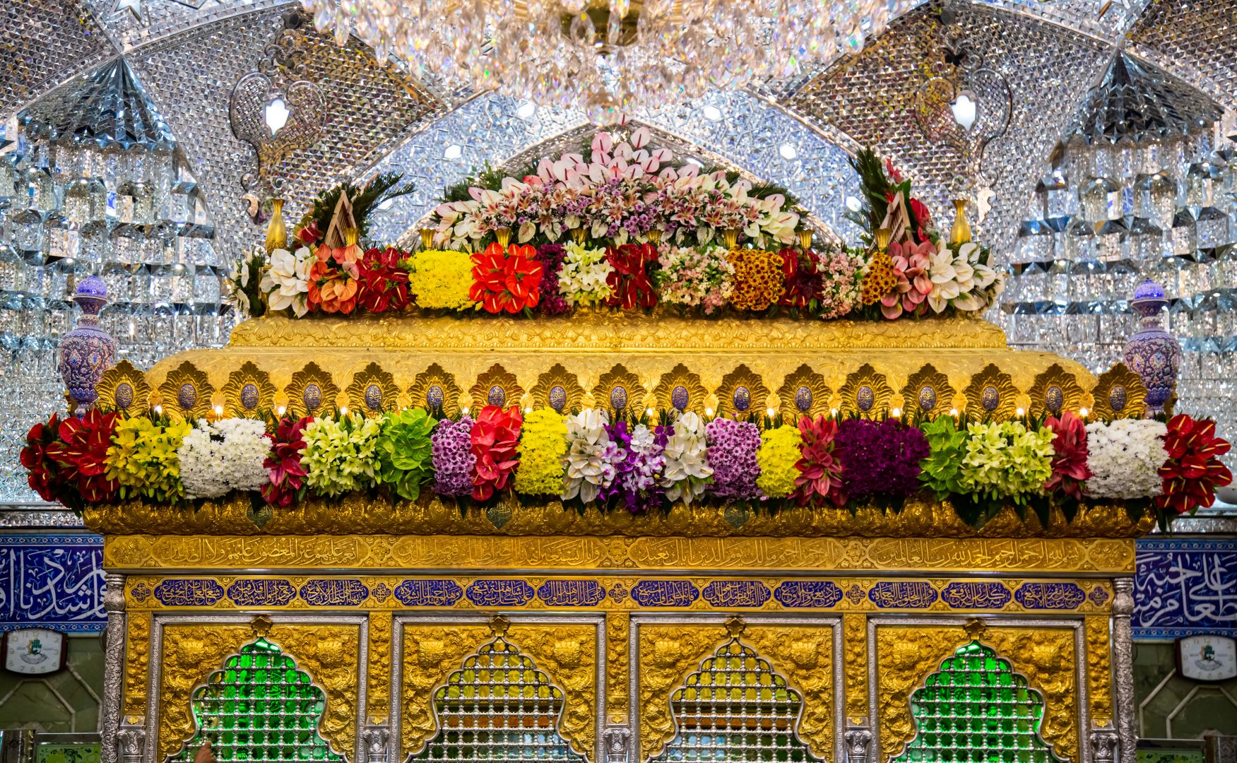 ضريح الامام العباس (عليه السلام)