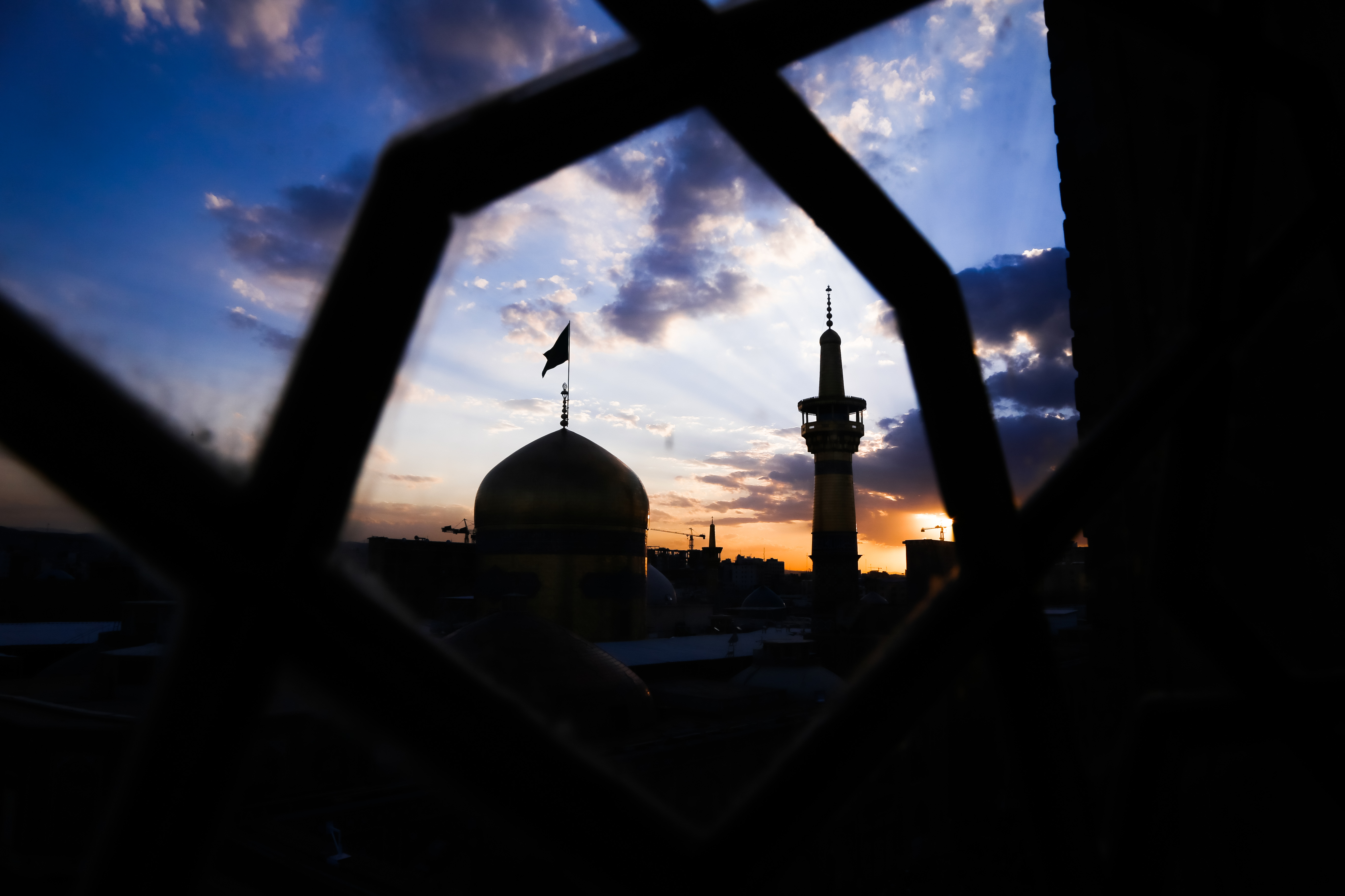 حرم الإمام الرضا عليه السلام