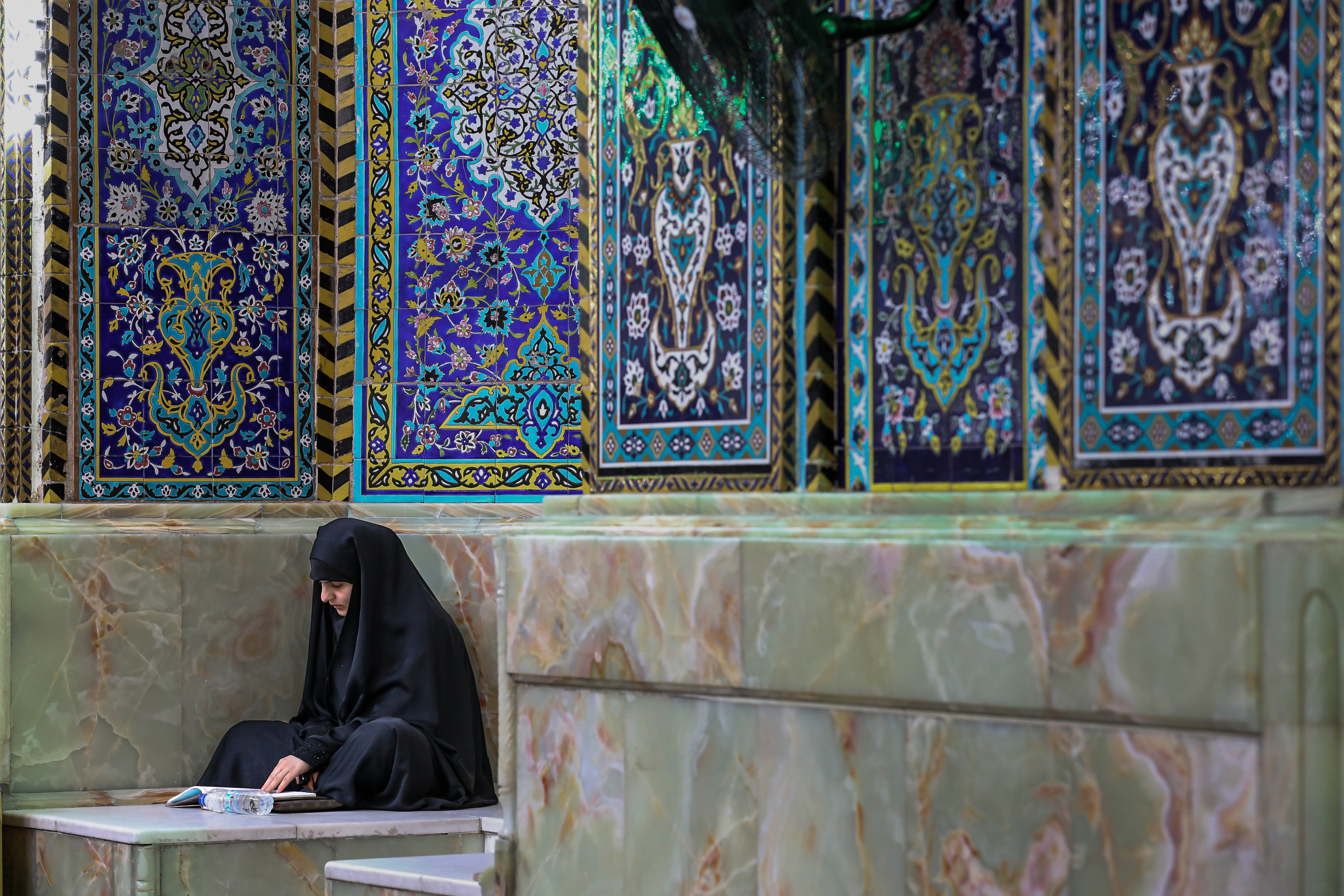 زيارة