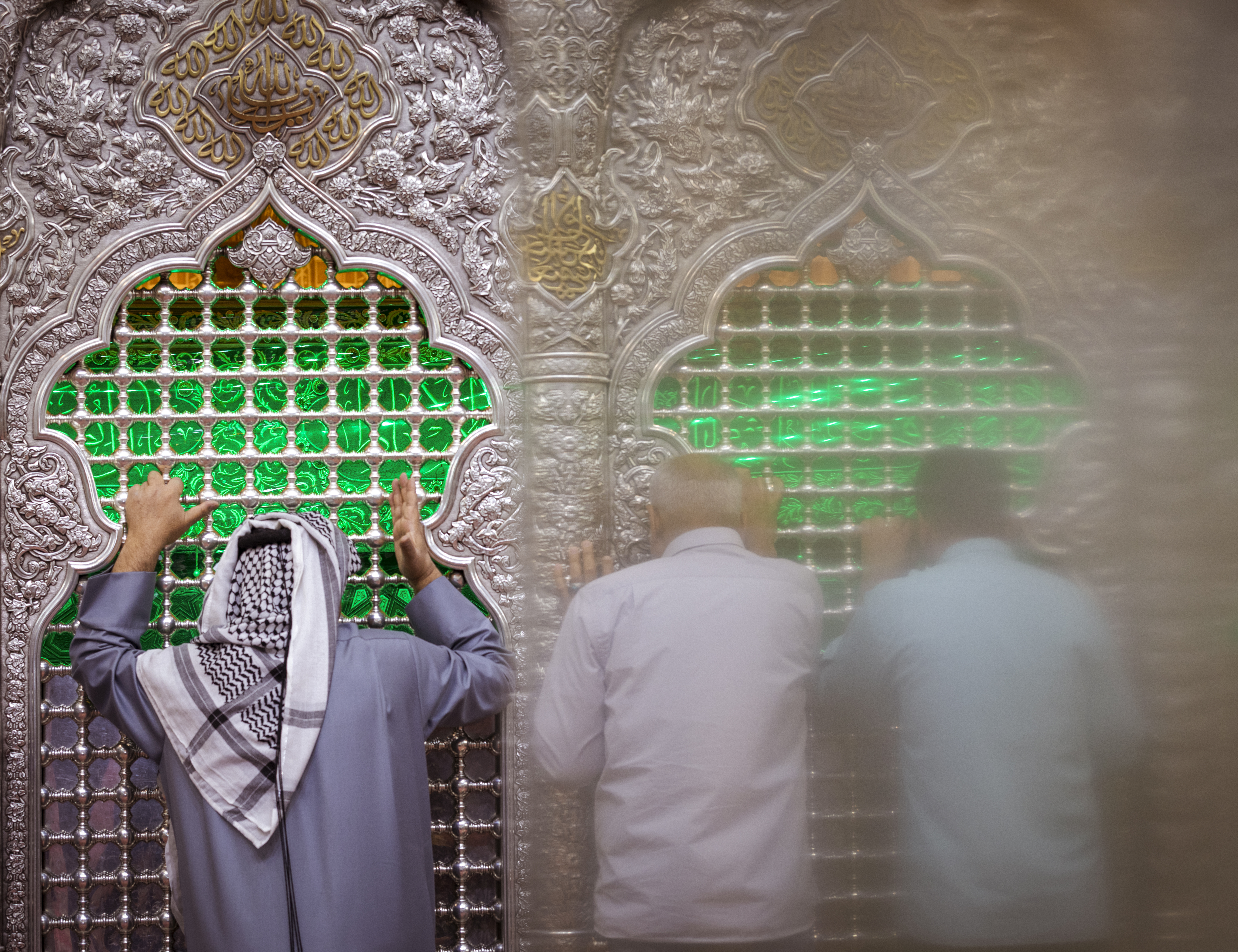 ضريح سيد الشهداء سلام الله عليه