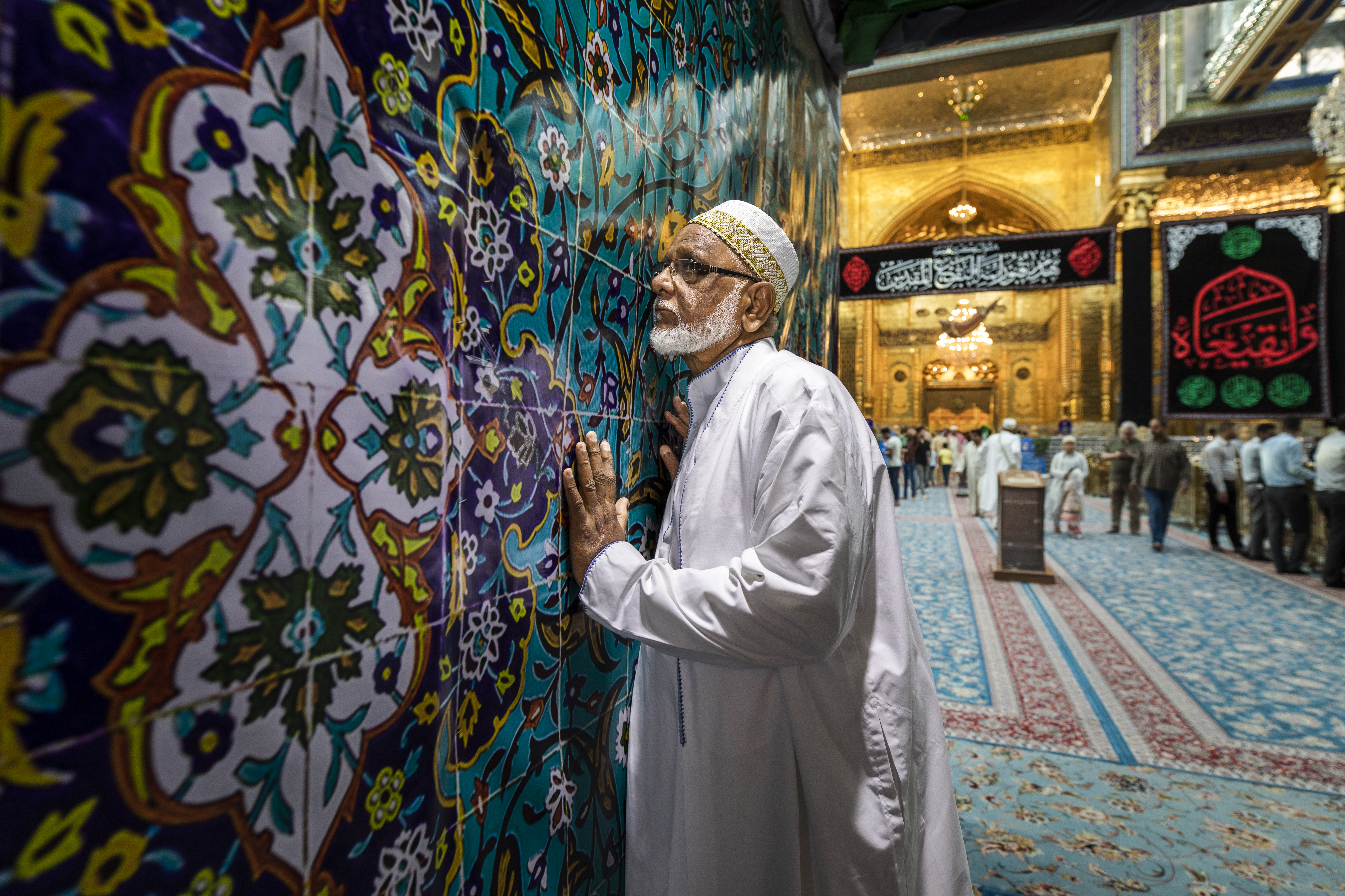 السلام على ائمة البقيع 