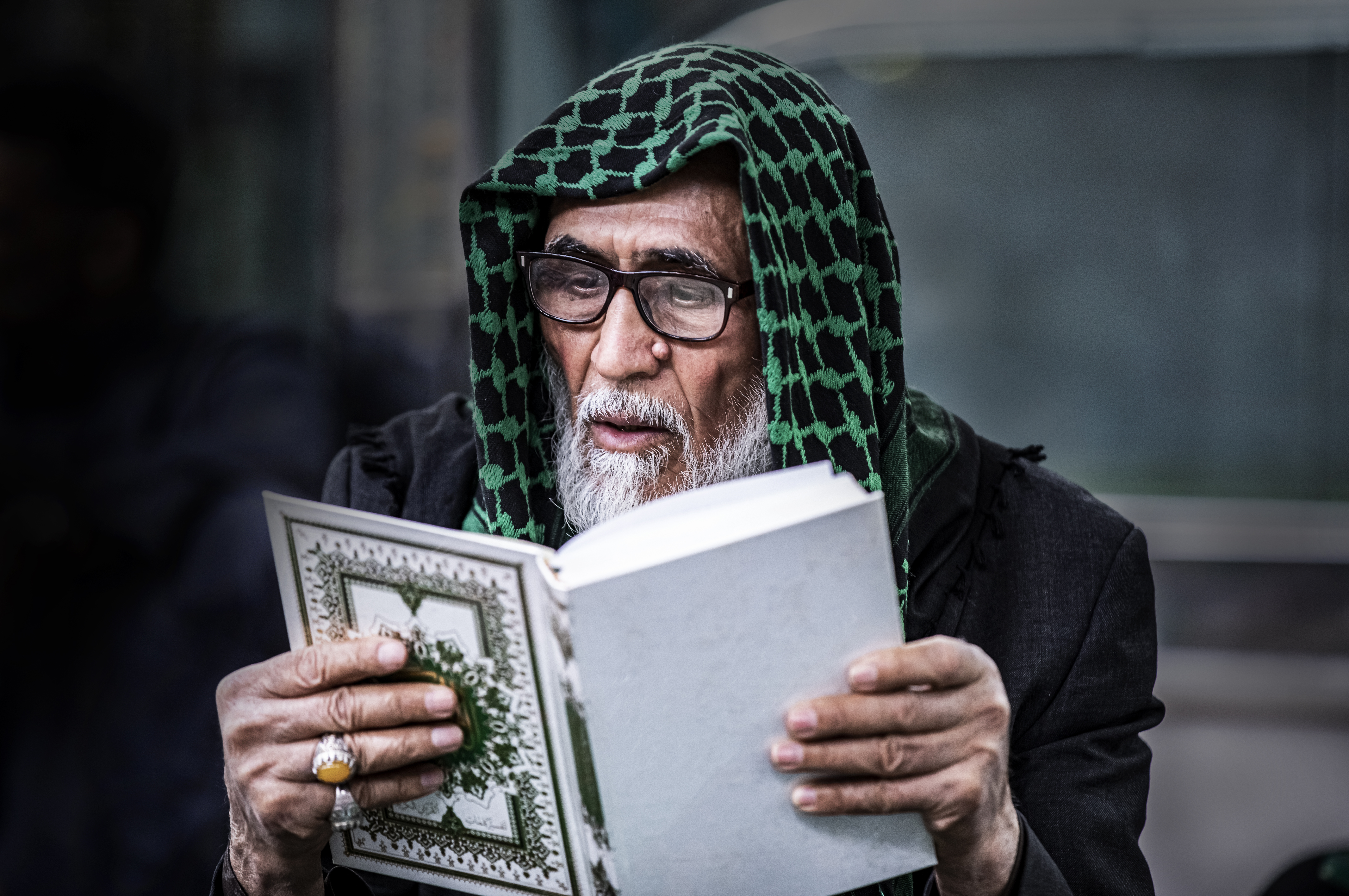 تلاوة القرآن الكريم