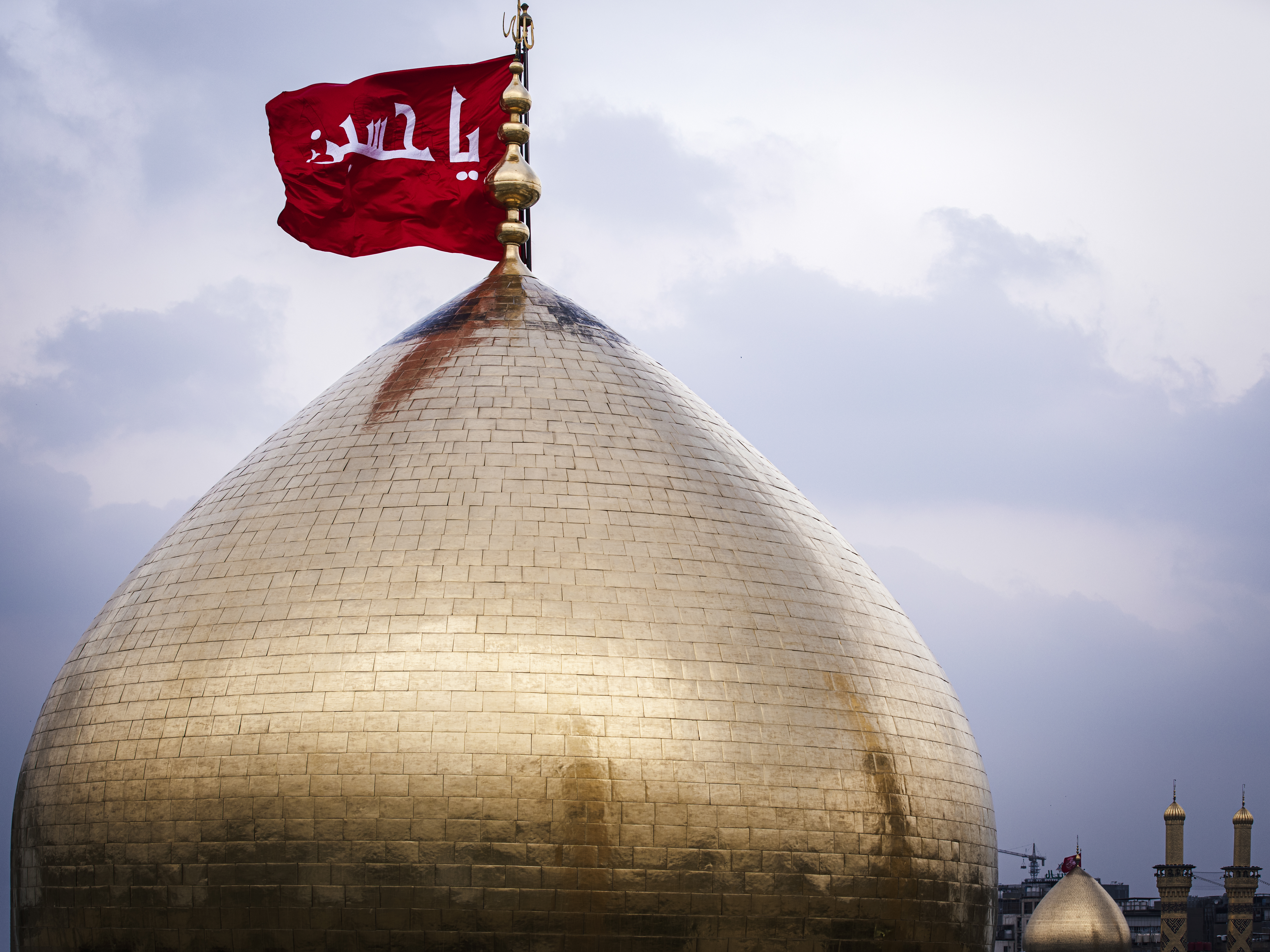صلى الله عليك يا أبا عبد الله الحسين