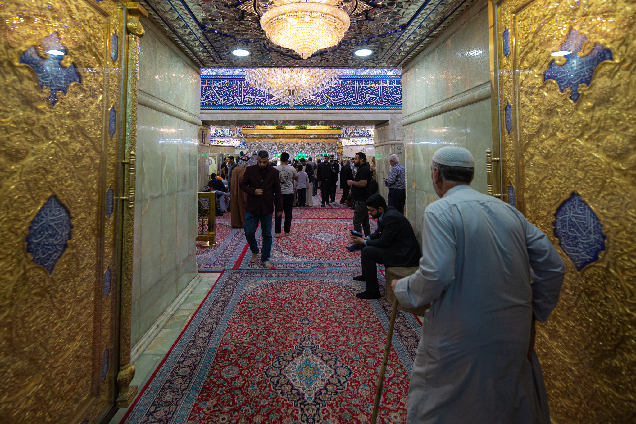 اللهم صل على محمد وآل محمد