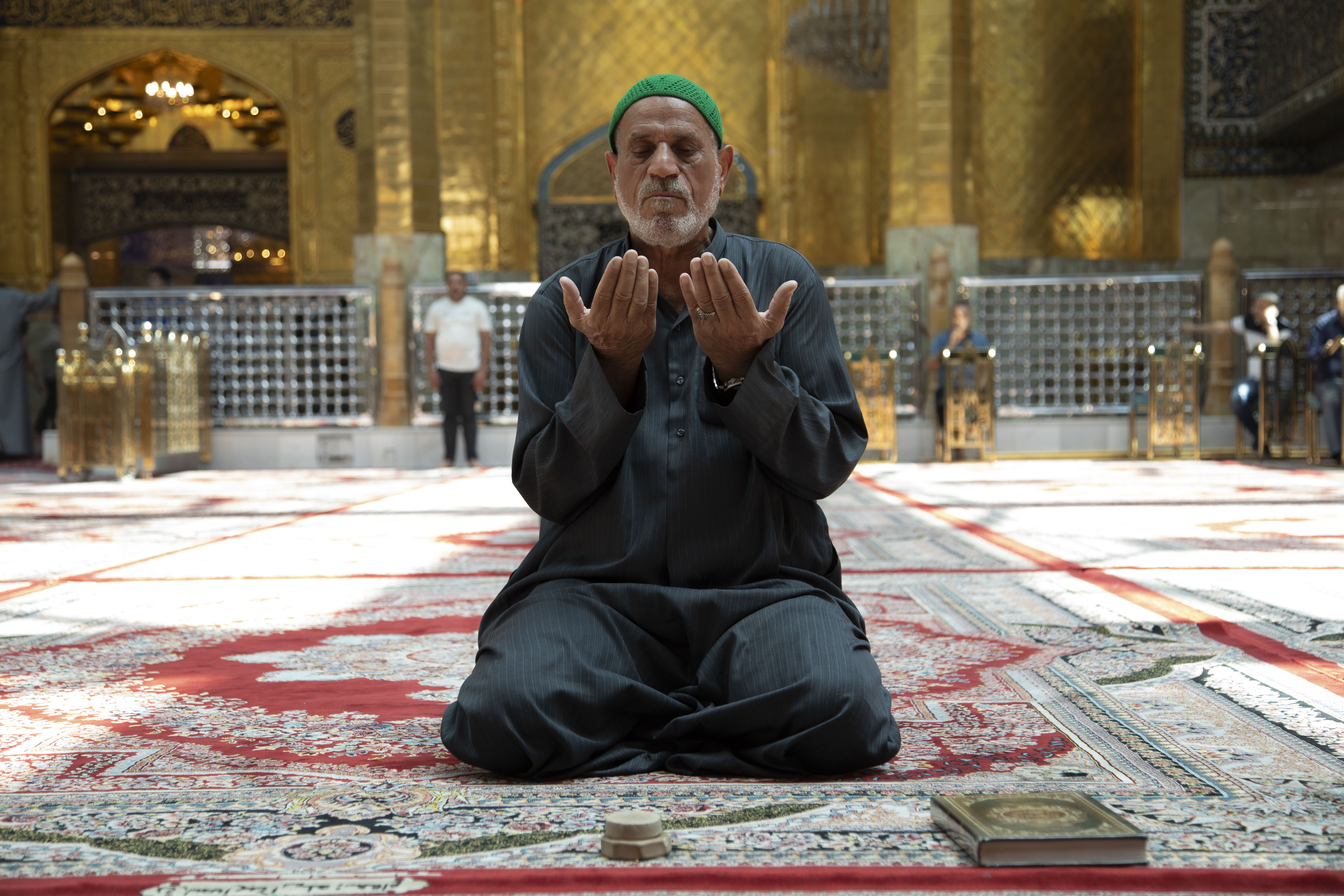 اَللَّـهُمَّ إِنِّي تَعَرَّضْتُ لِزِيَارَةِ أَوْلِيَائِكَ رَغْبَةً فِي ثَوَابِكَ ، وَرَجَاءً لِّمَغْفِرَتِكَ وَجَزيلِ إِحْسَانِكَ