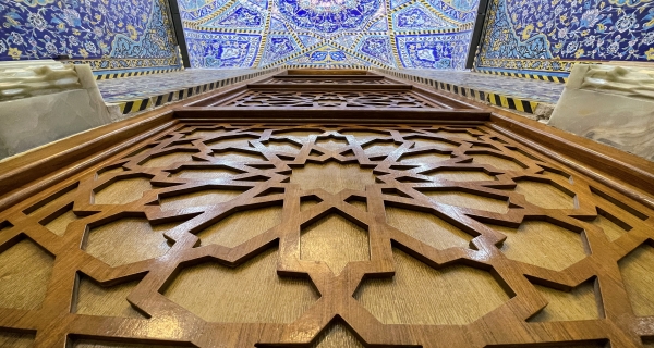  داخل الصحن الحسيني