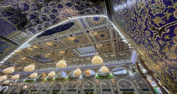  داخل الصحن الحسيني