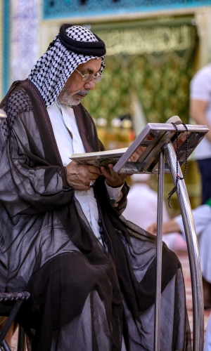 دعاء داخل الصحن الحسيني