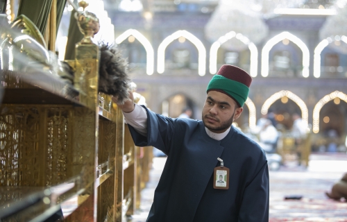 اللهم صل على محمد وآل محمد