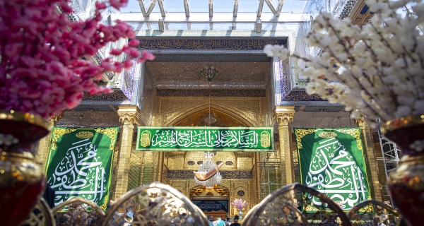 اللهم صل على محمد وآل محمد