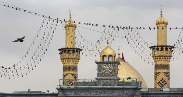 السلام عليك يا قمر بني هاشم