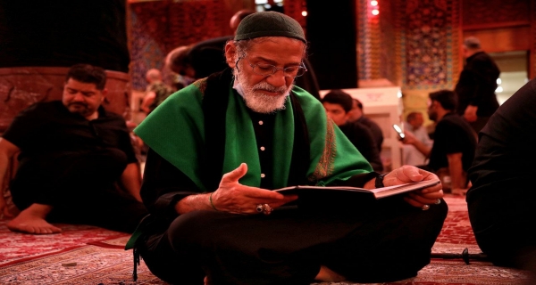 اَلسَّلامُ عَلَيْكَ يَا خِيَرَةَ اللهِ وَابْنَ خِيَرَتِهِ 