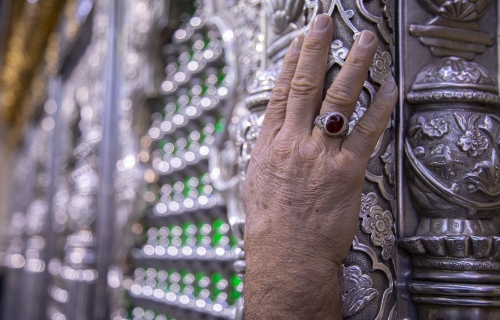  مقام الامام المهدي عجل الله فرجه الشريف 