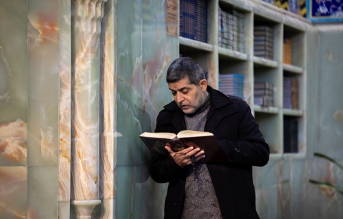 اللهم صل على محمد وال محمد