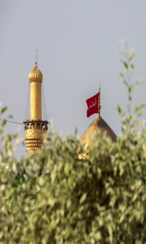 قبة ومنارة الامام الحسين (عليه السلام)
