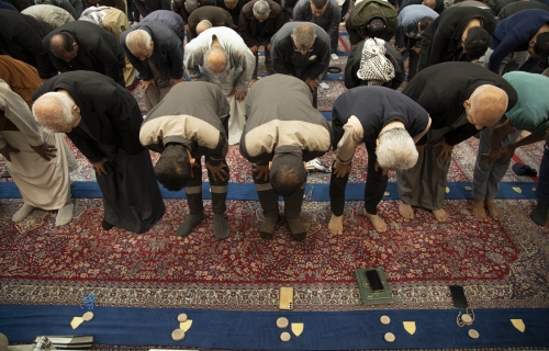 أجواء صلاة الجماعة في العتبة العباسية المقدسة 