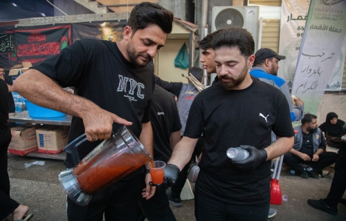 موكب الثقلين من أهالي الدهاليك يرحبون بزائري الإمام الحسين (ع)